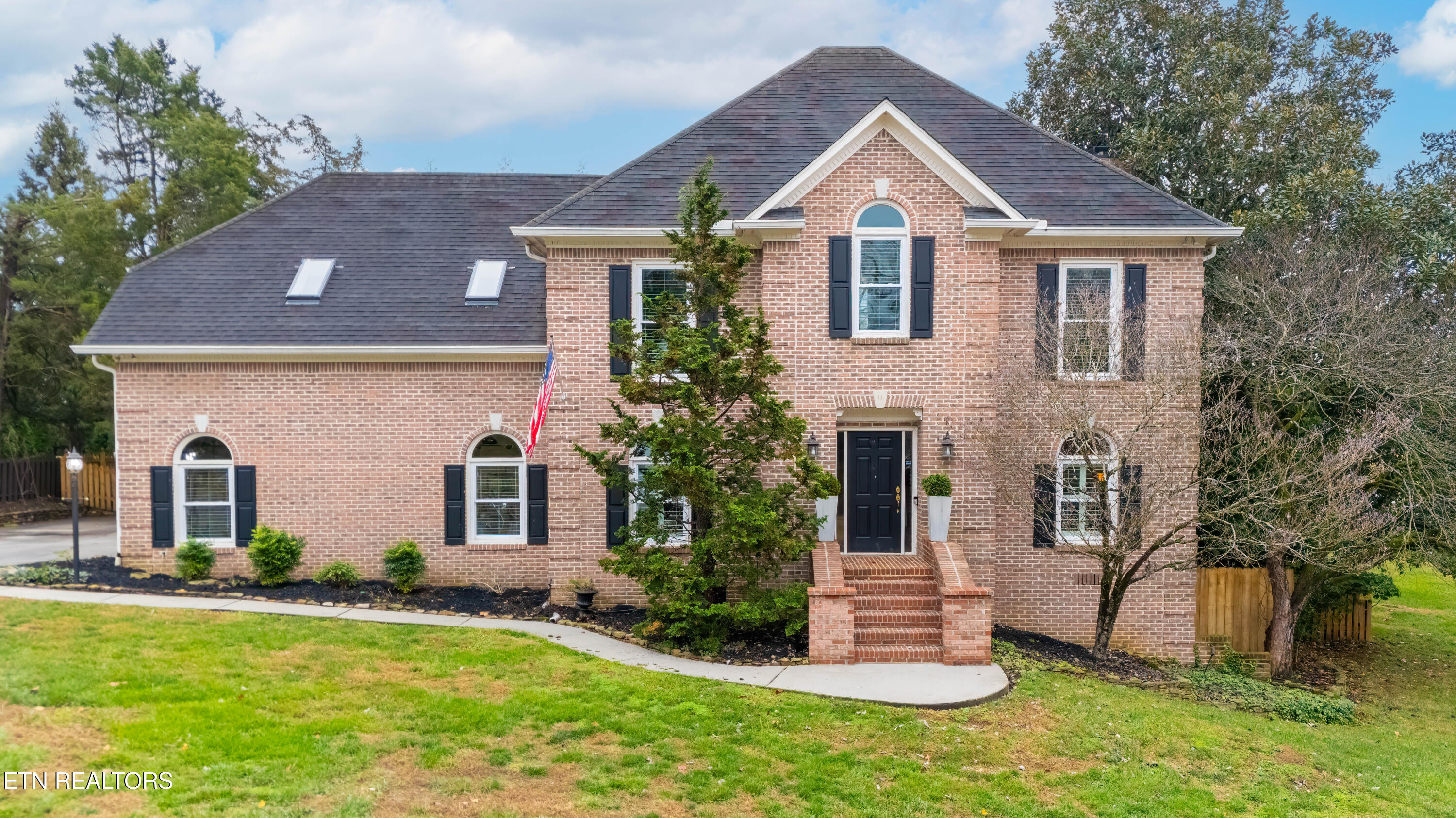 9820 Gentian Lane Knoxville TN 37922