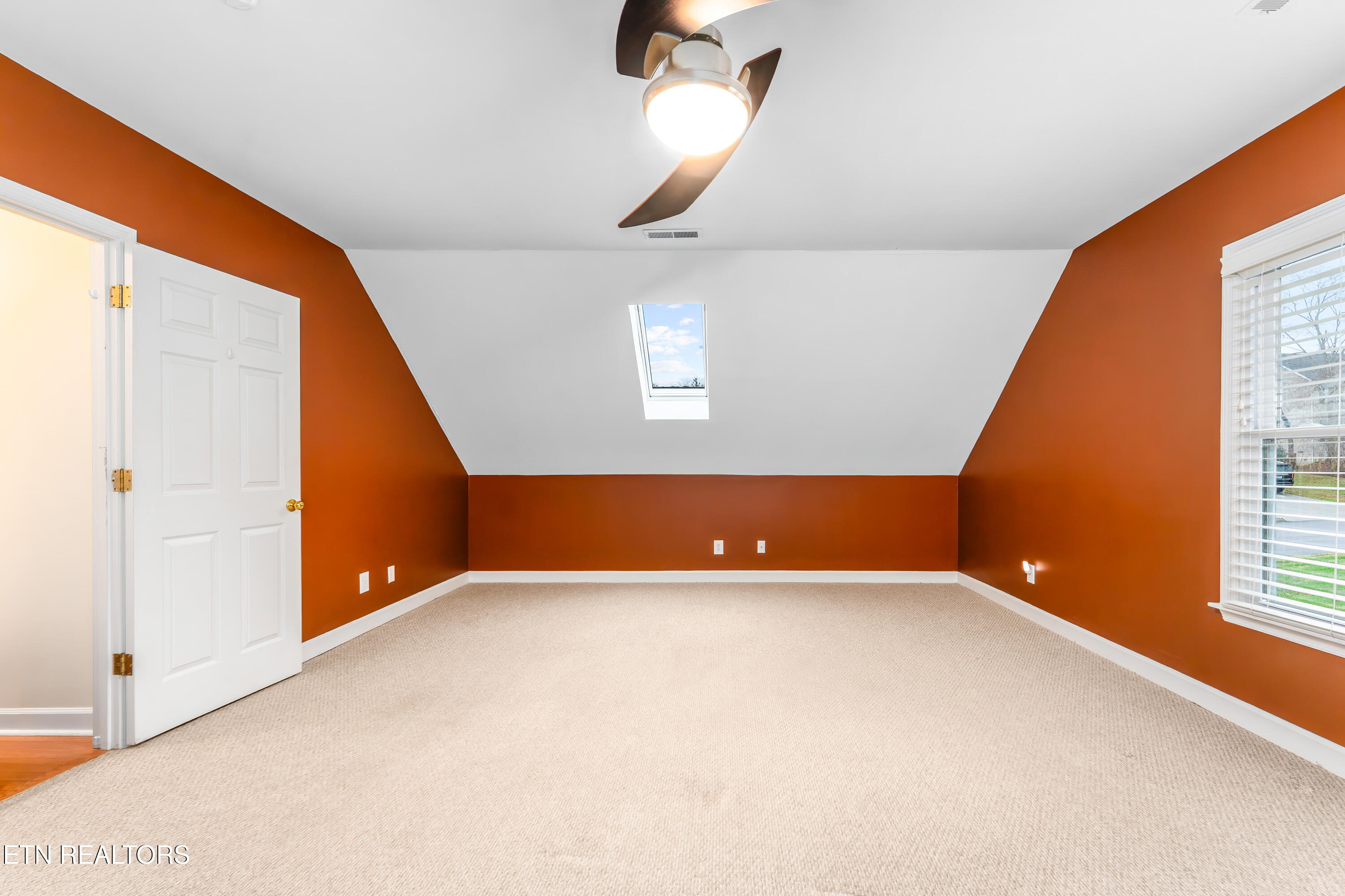 9820 Gentian Lane Knoxville TN 37922