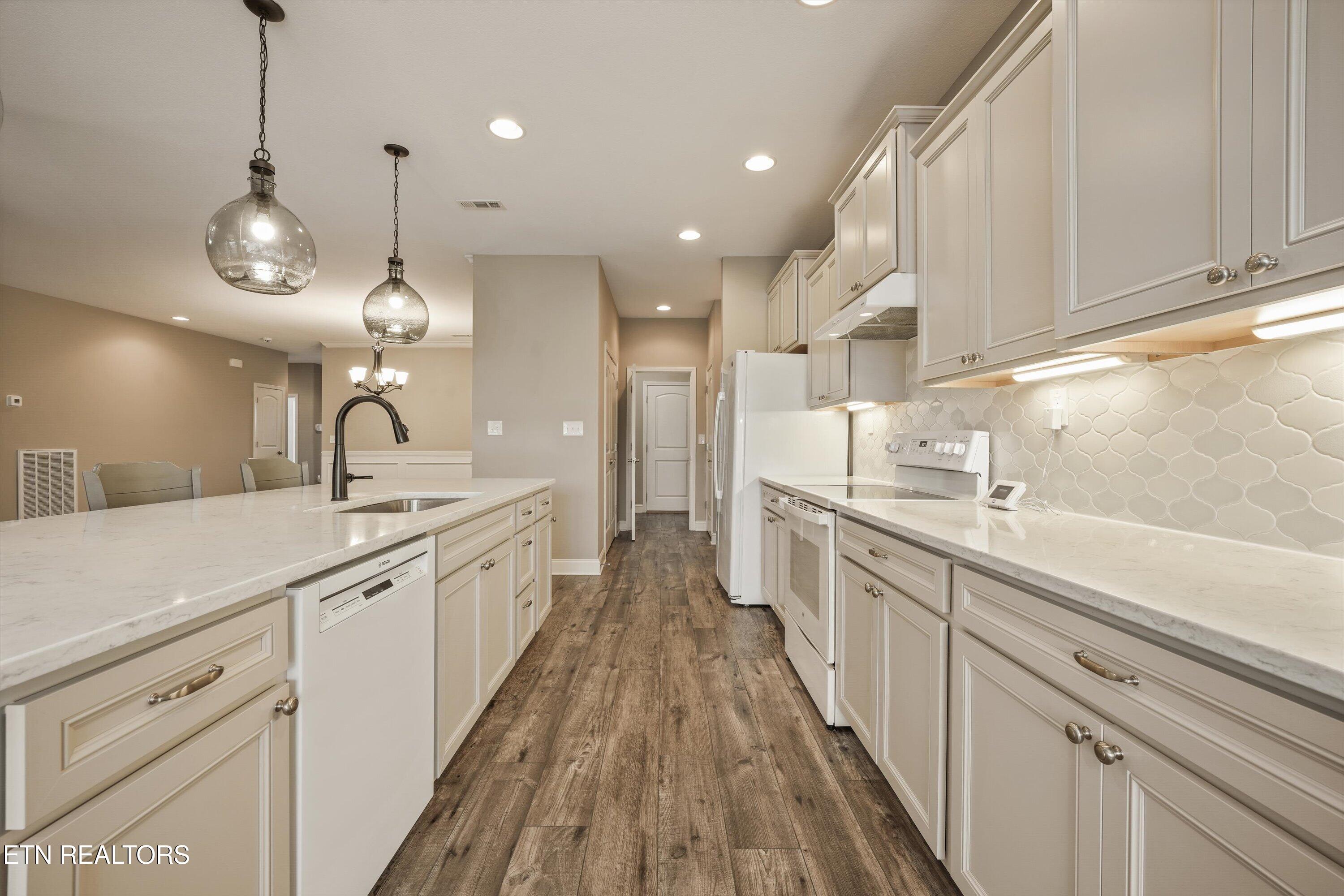 2037 Wooded Mountain Lane Knoxville TN 37922