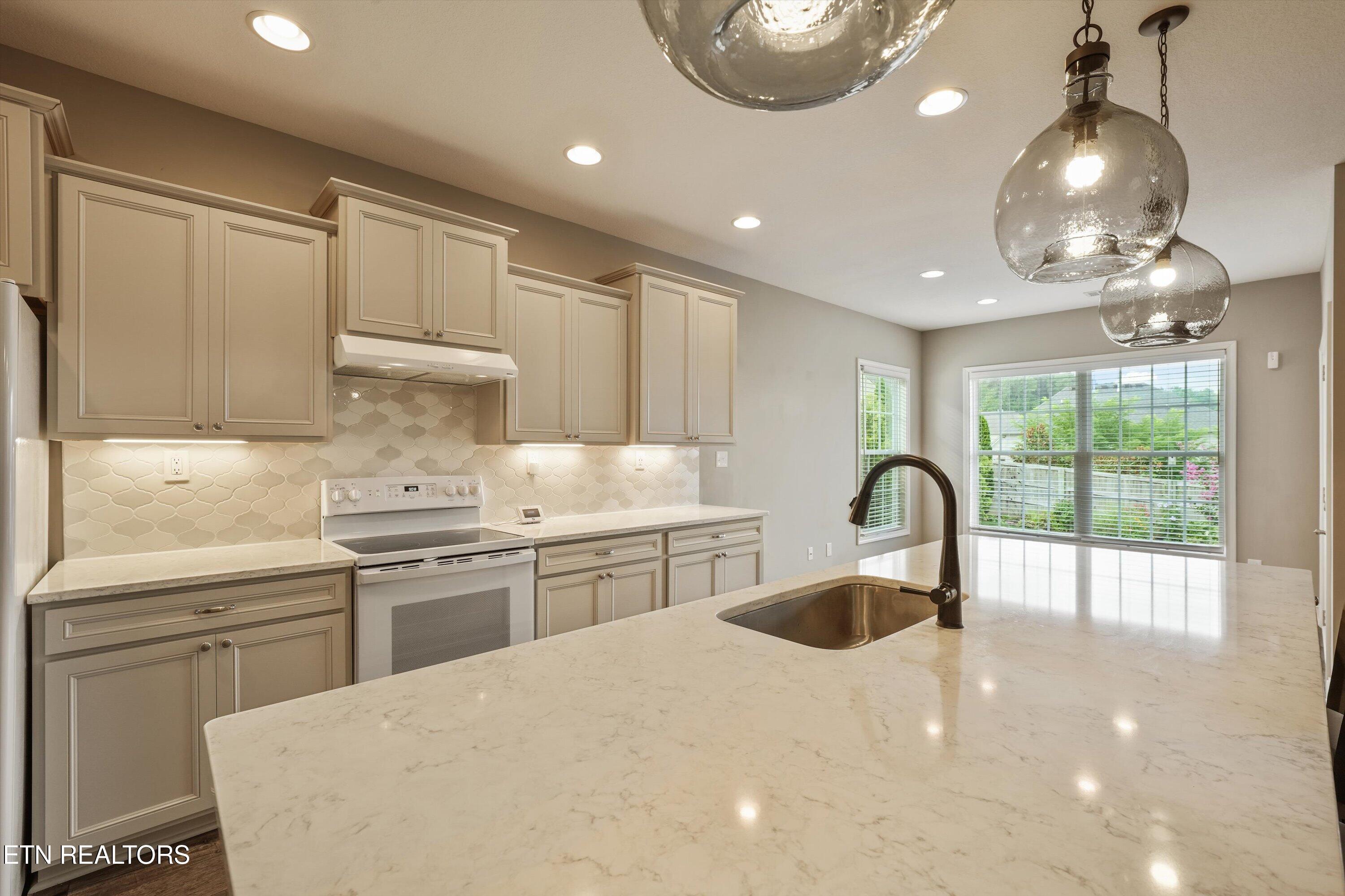 2037 Wooded Mountain Lane Knoxville TN 37922