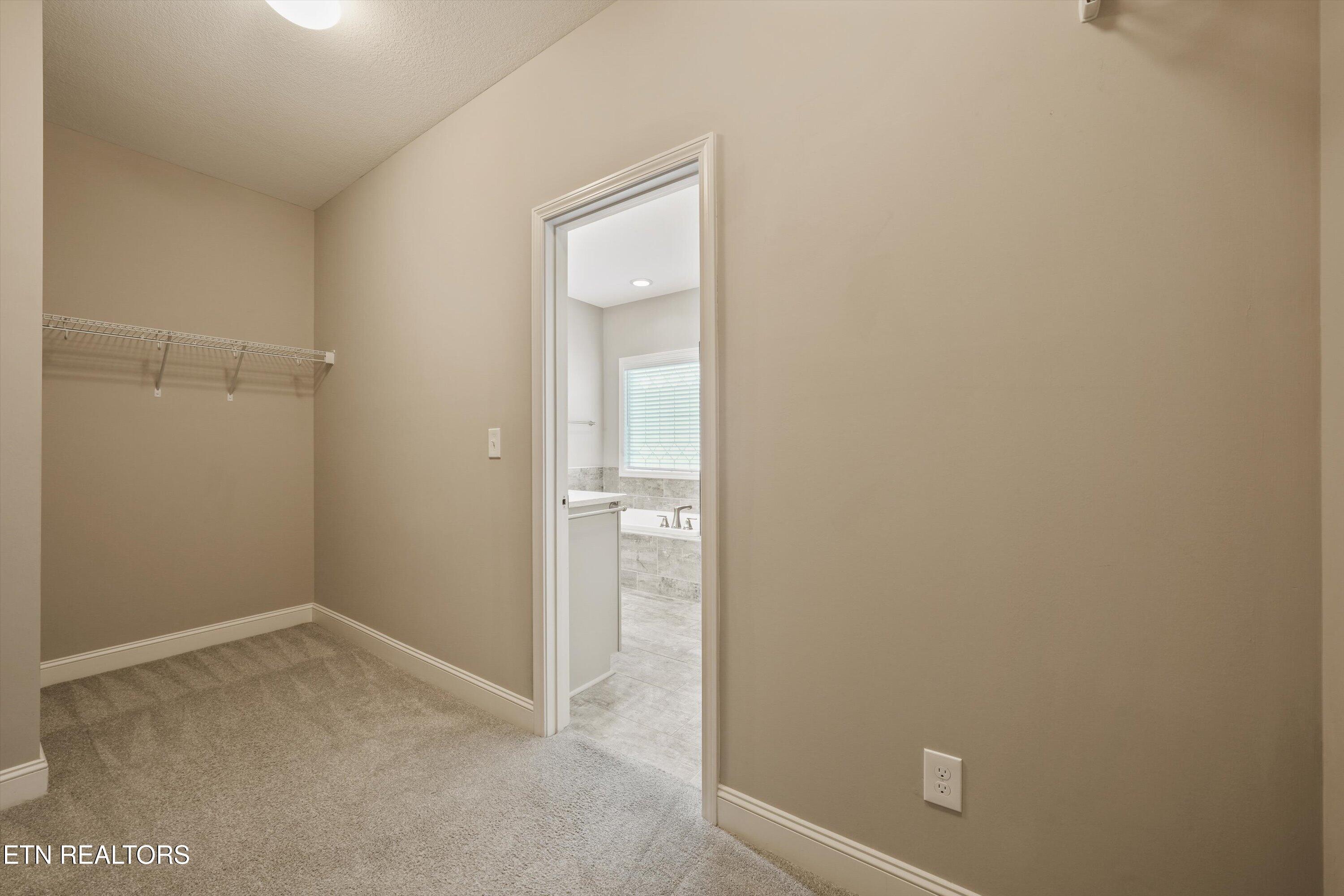 2037 Wooded Mountain Lane Knoxville TN 37922