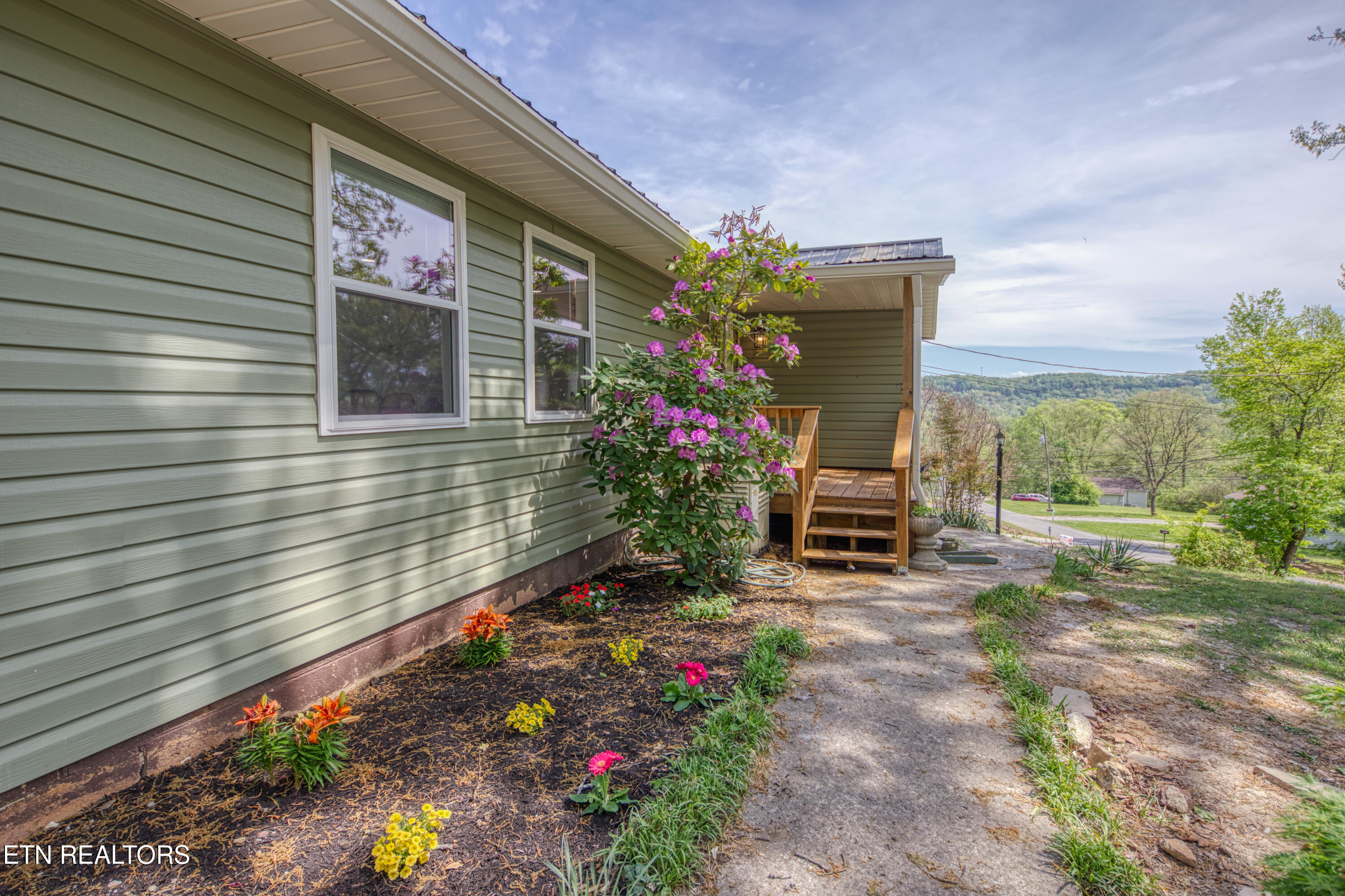 7822 Fersner Road Powell TN 37849