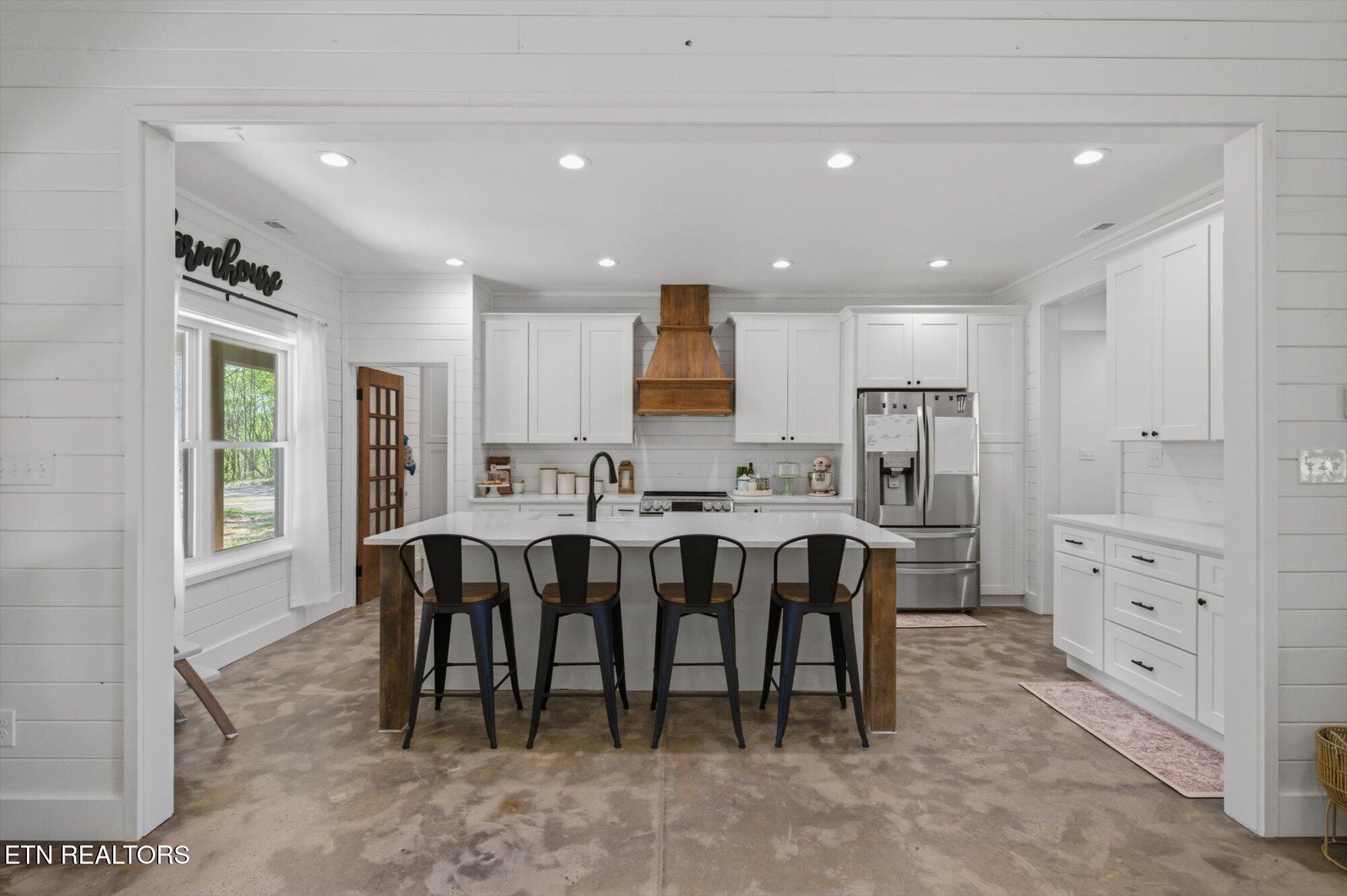 8212 Barker Road Corryton TN 37721
