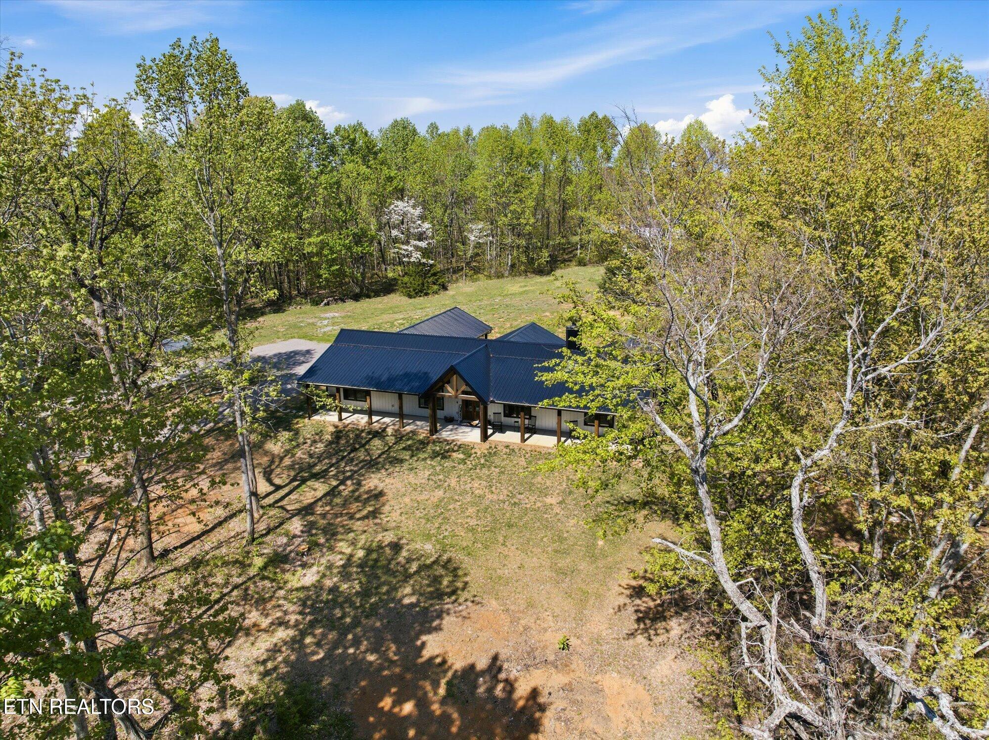 8212 Barker Road Corryton TN 37721
