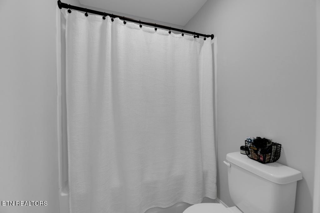 8206 Equinox Lane Powell TN 37849