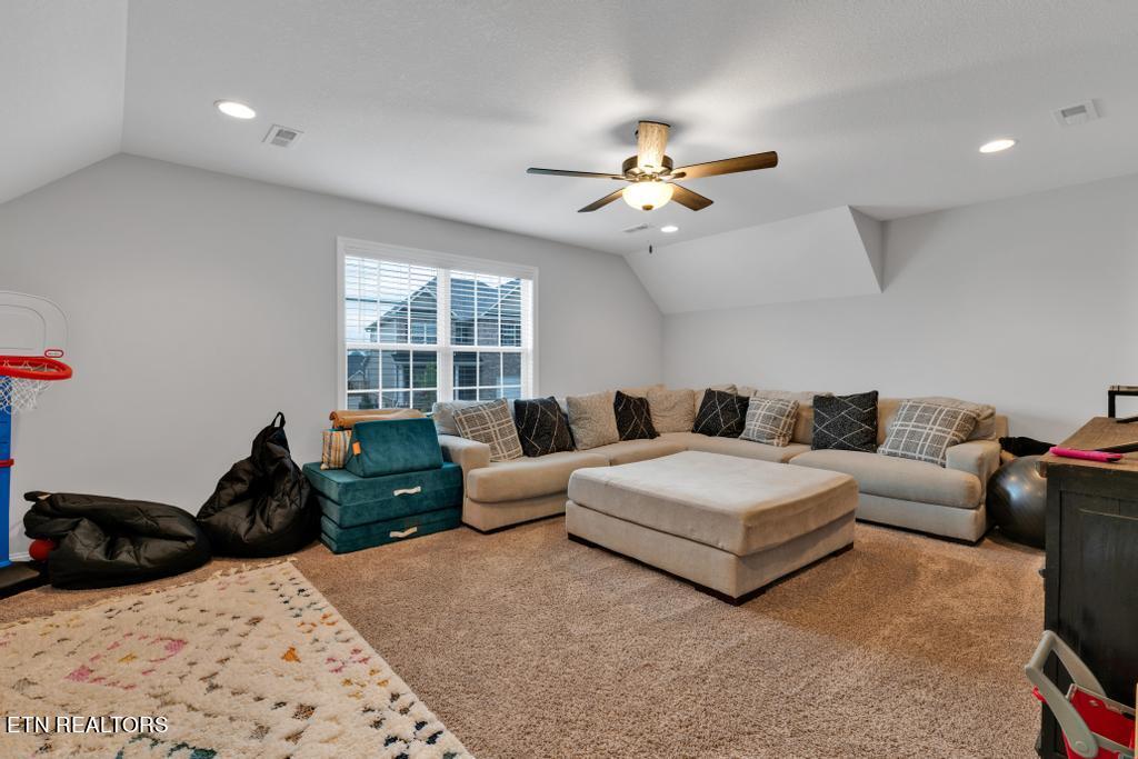 8206 Equinox Lane Powell TN 37849