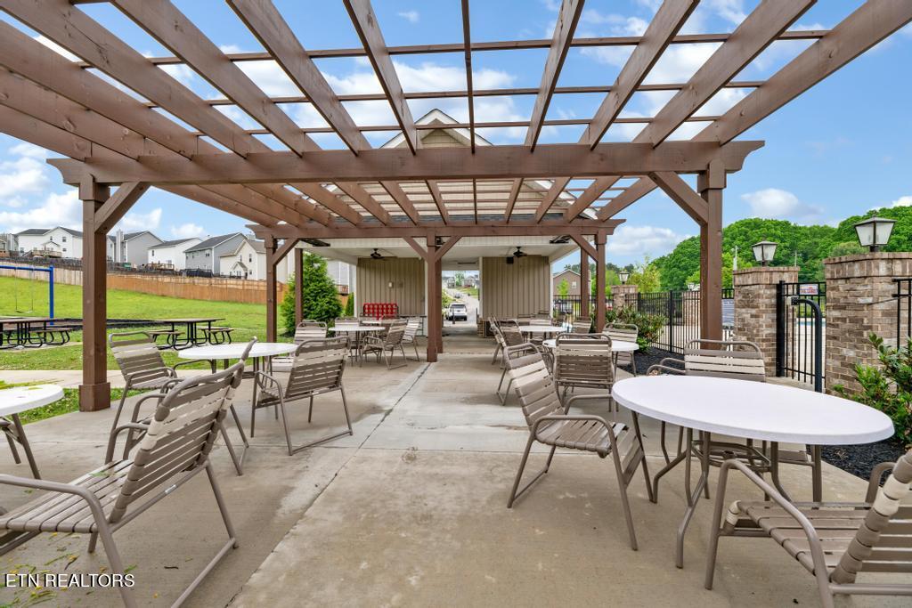 8206 Equinox Lane Powell TN 37849