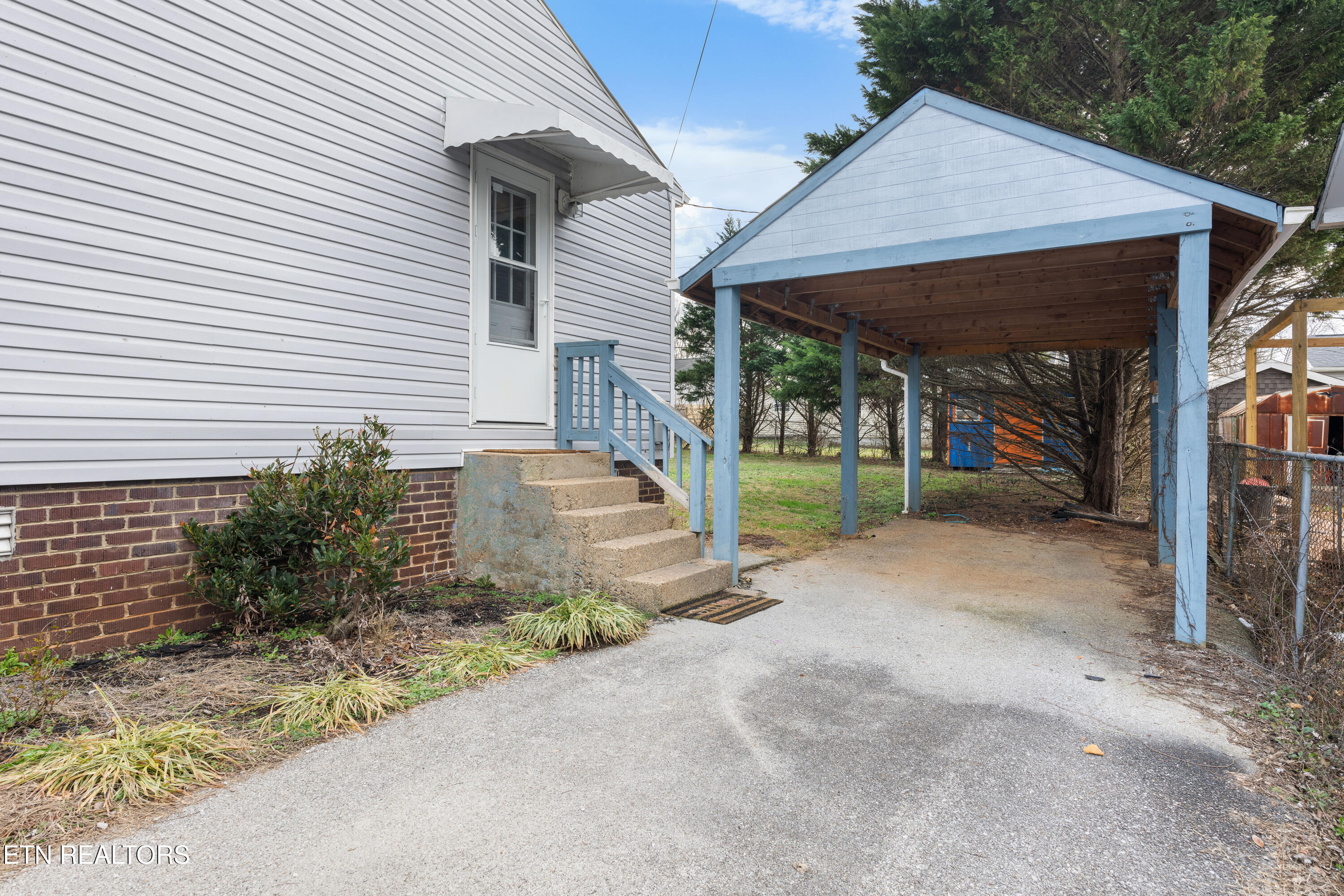 1124 Mcarthur Road Maryville TN 37804