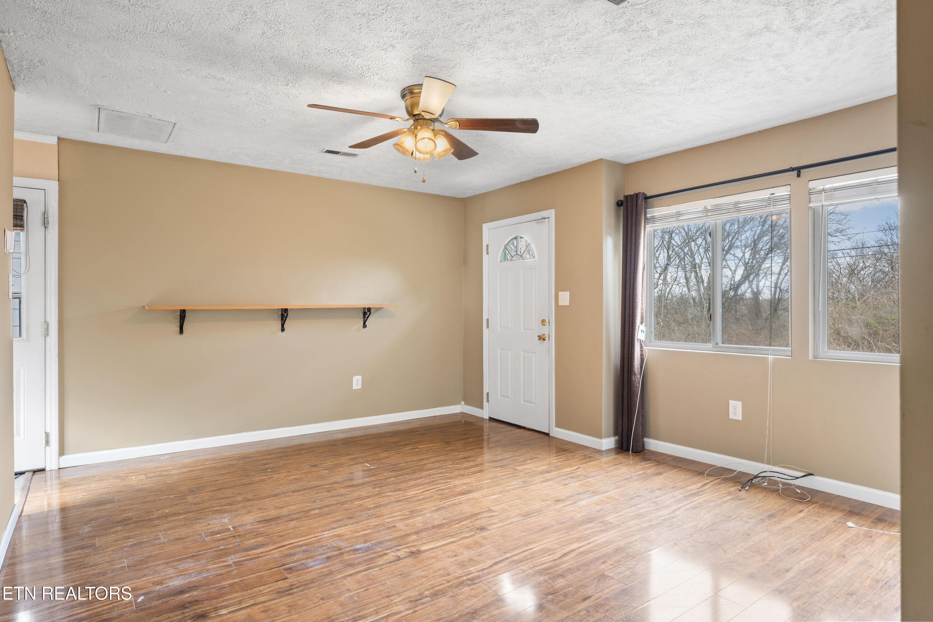 1124 Mcarthur Road Maryville TN 37804