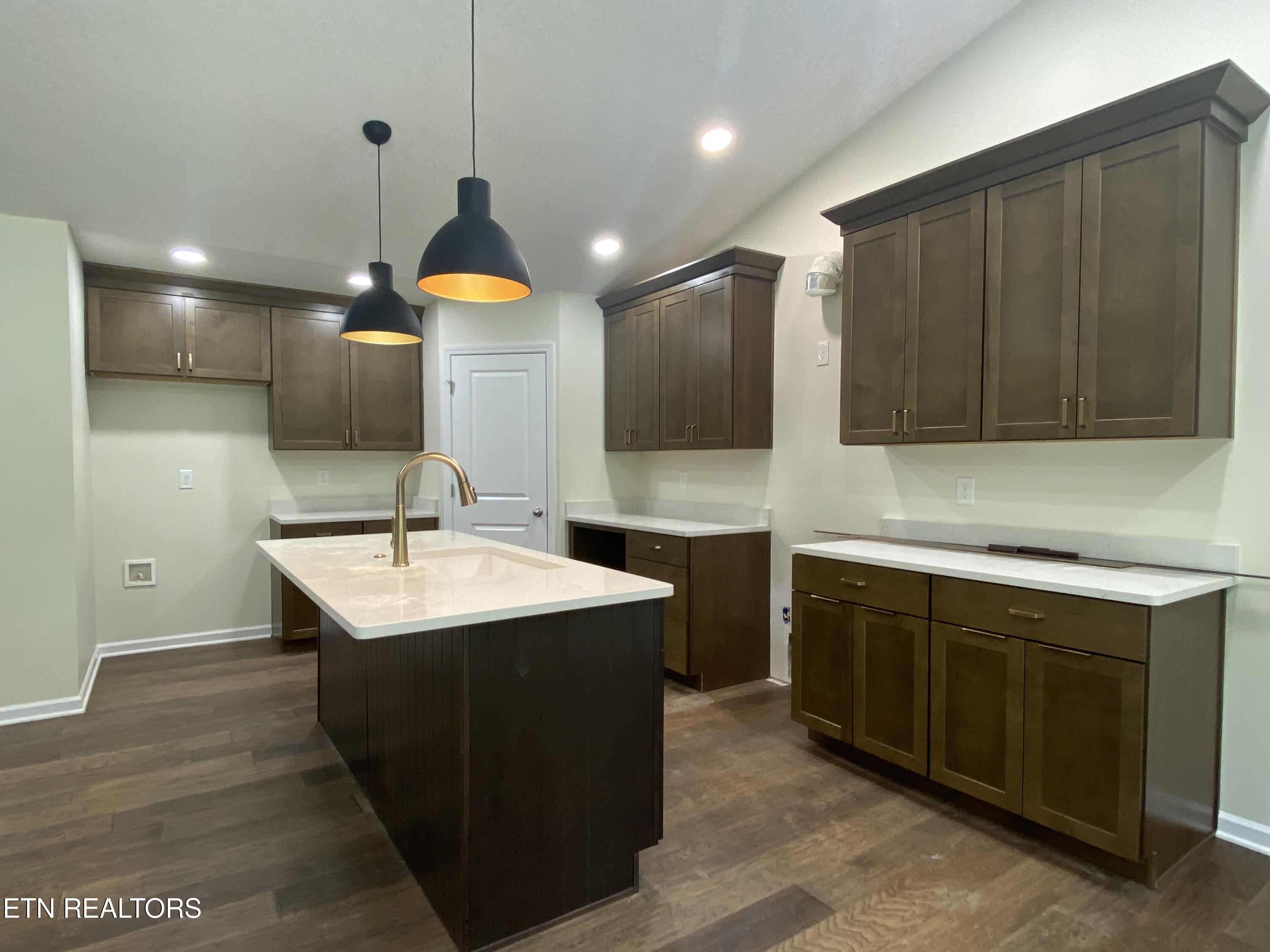 2377 Lena George Lane Knoxville TN 37931