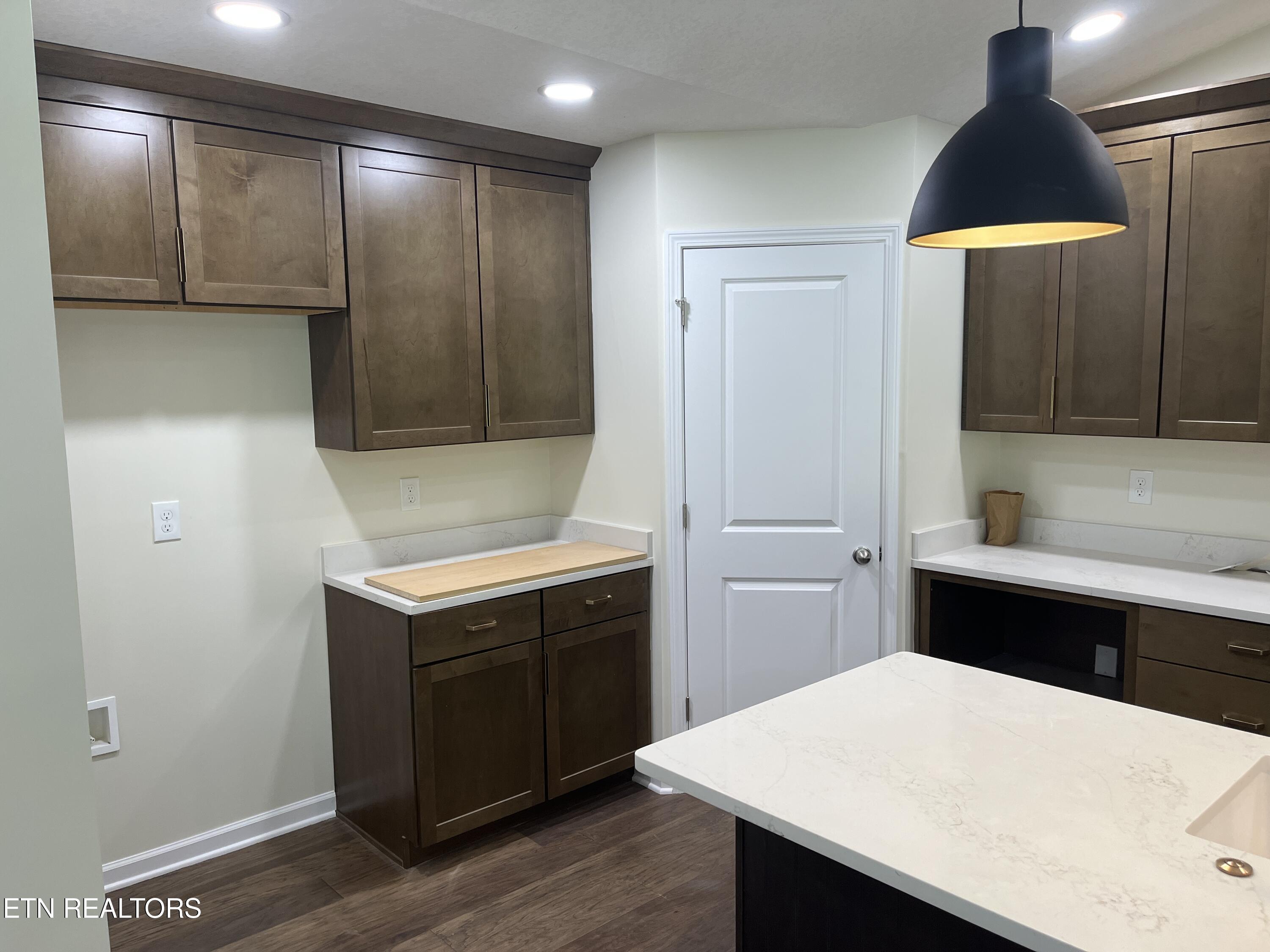 2377 Lena George Lane Knoxville TN 37931