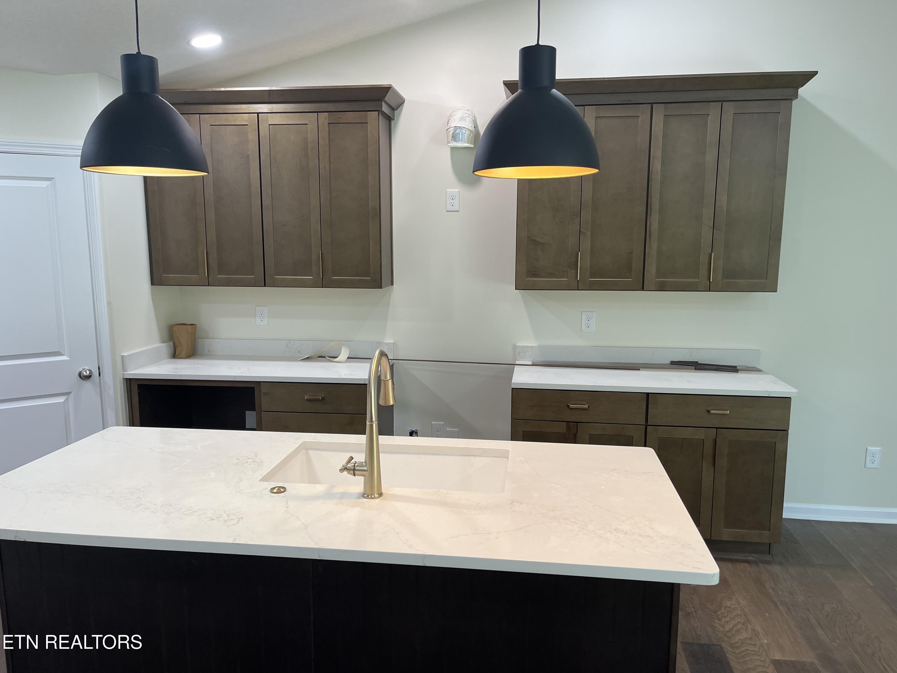 2377 Lena George Lane Knoxville TN 37931