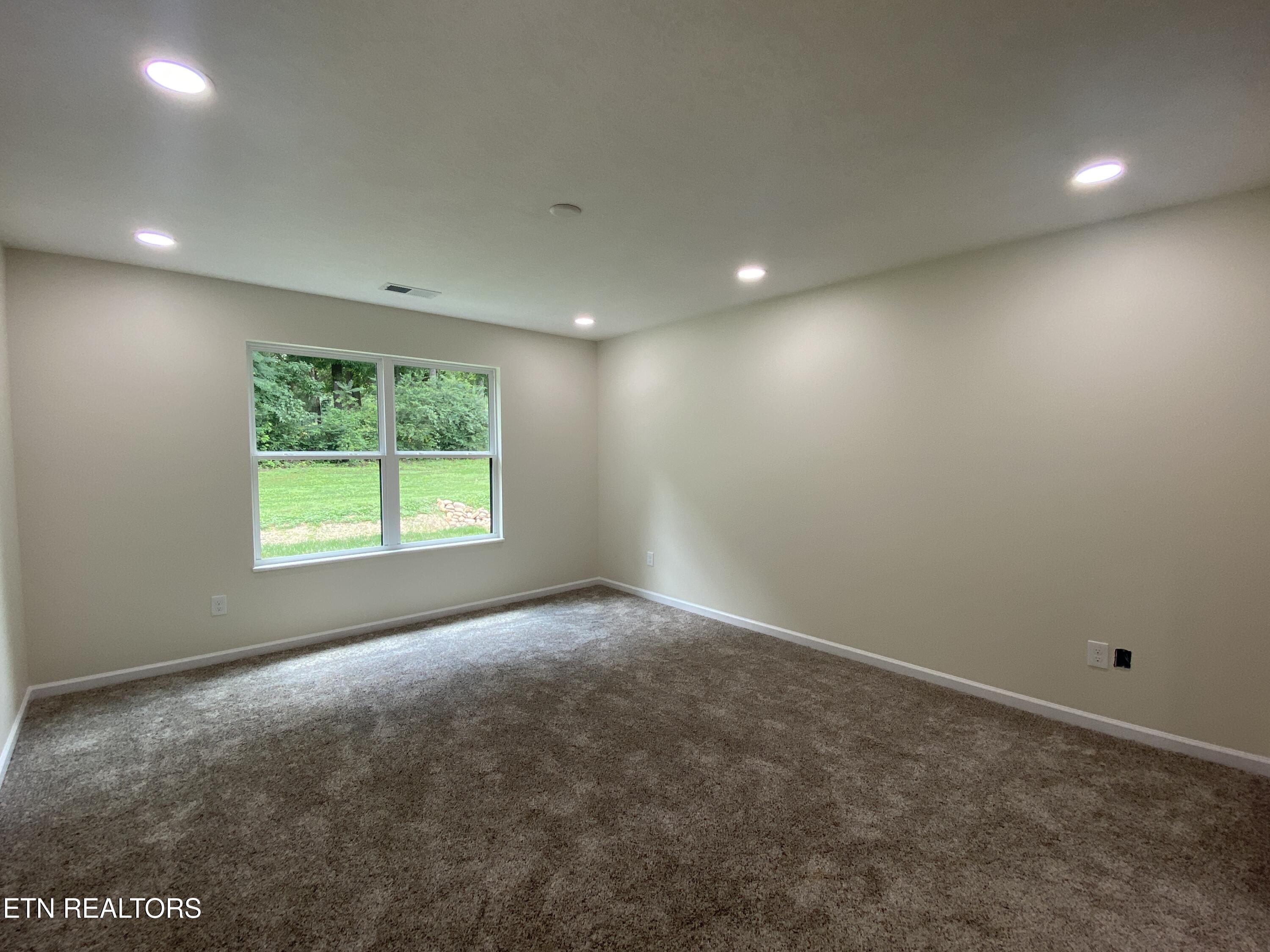 2377 Lena George Lane Knoxville TN 37931