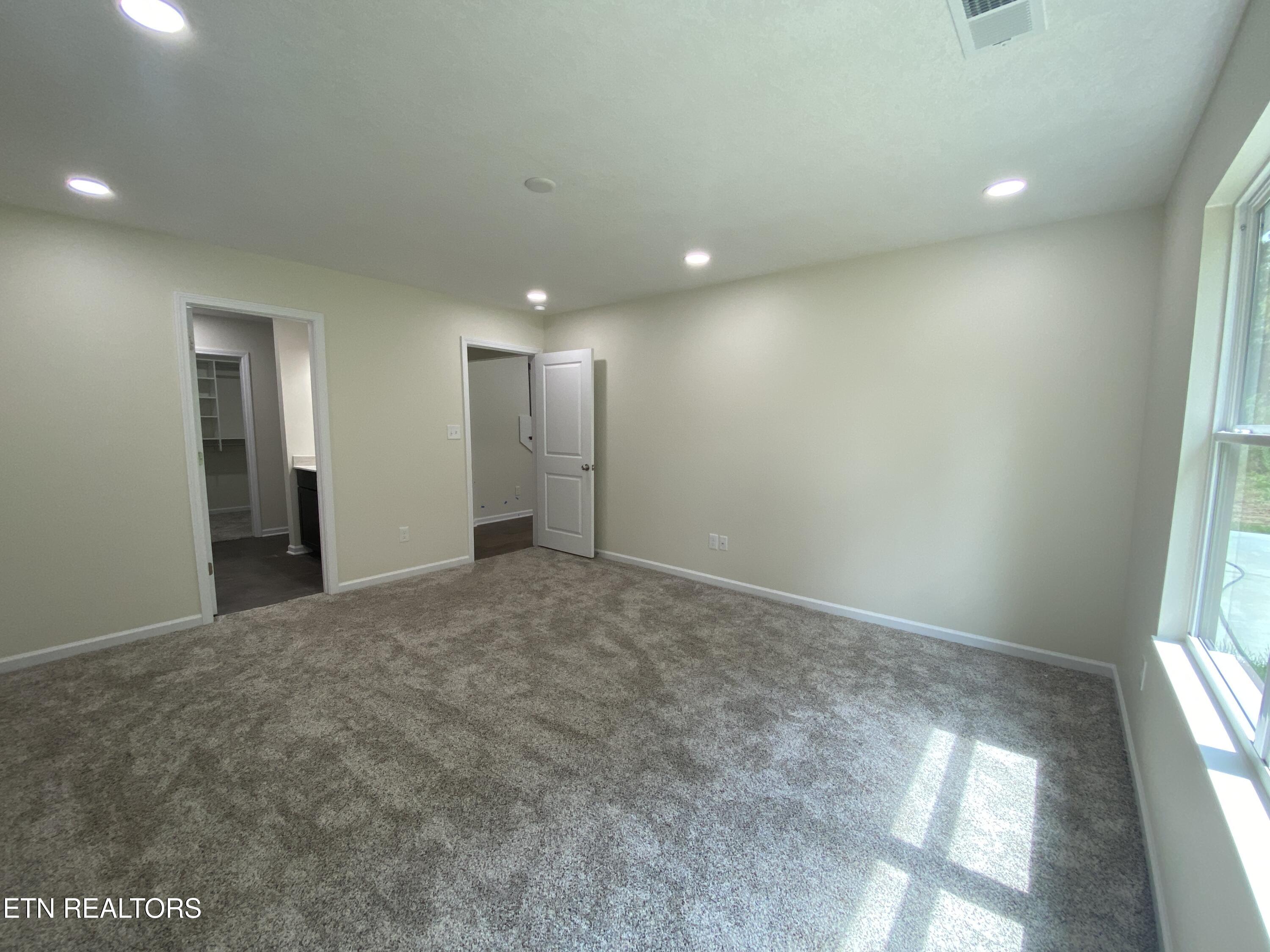 2377 Lena George Lane Knoxville TN 37931