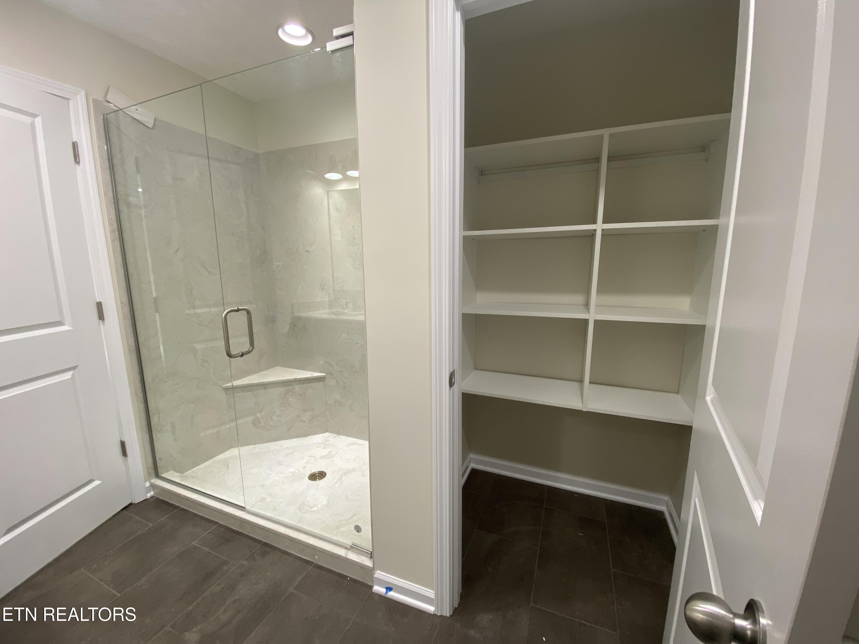 2377 Lena George Lane Knoxville TN 37931