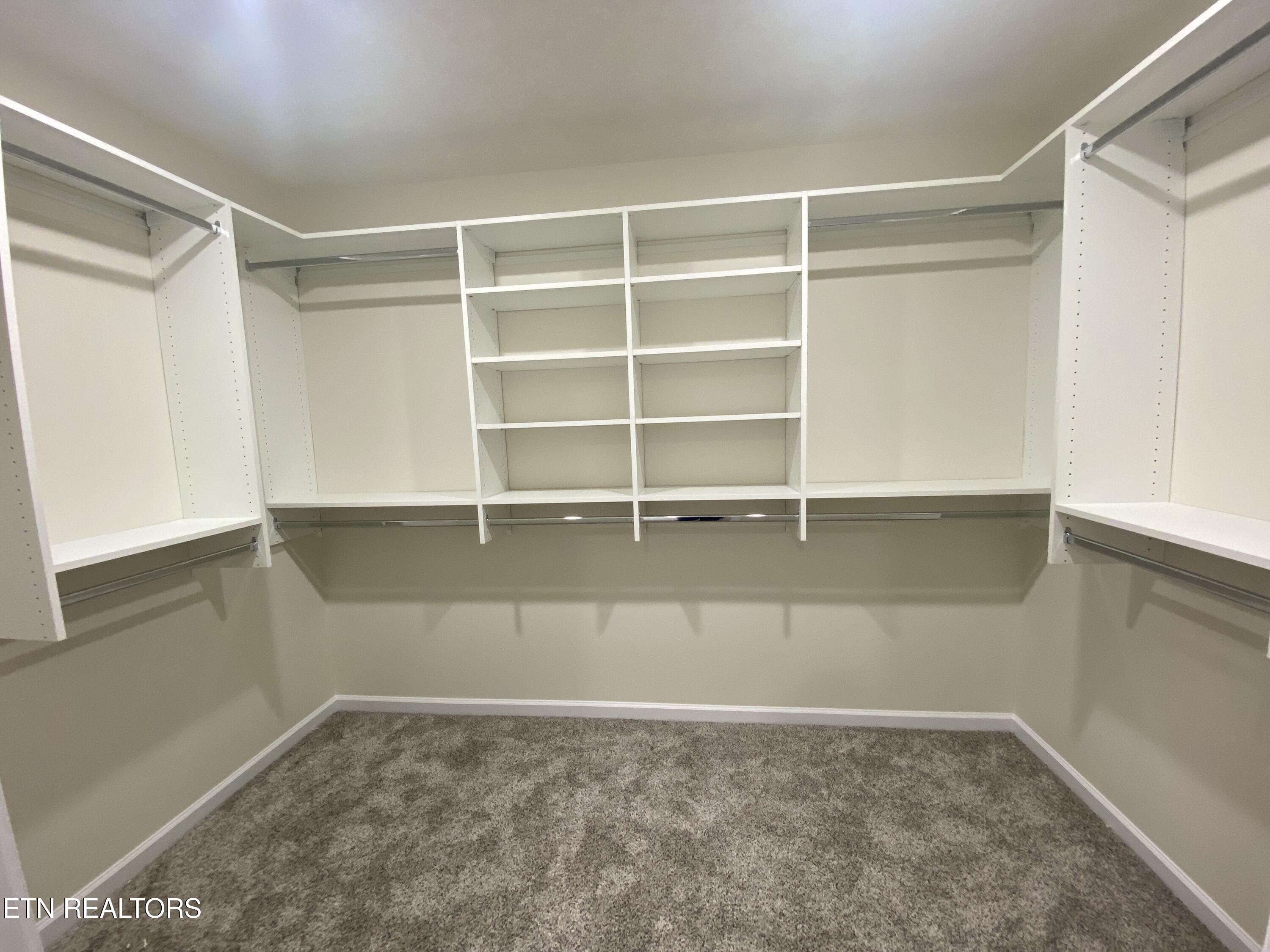 2377 Lena George Lane Knoxville TN 37931