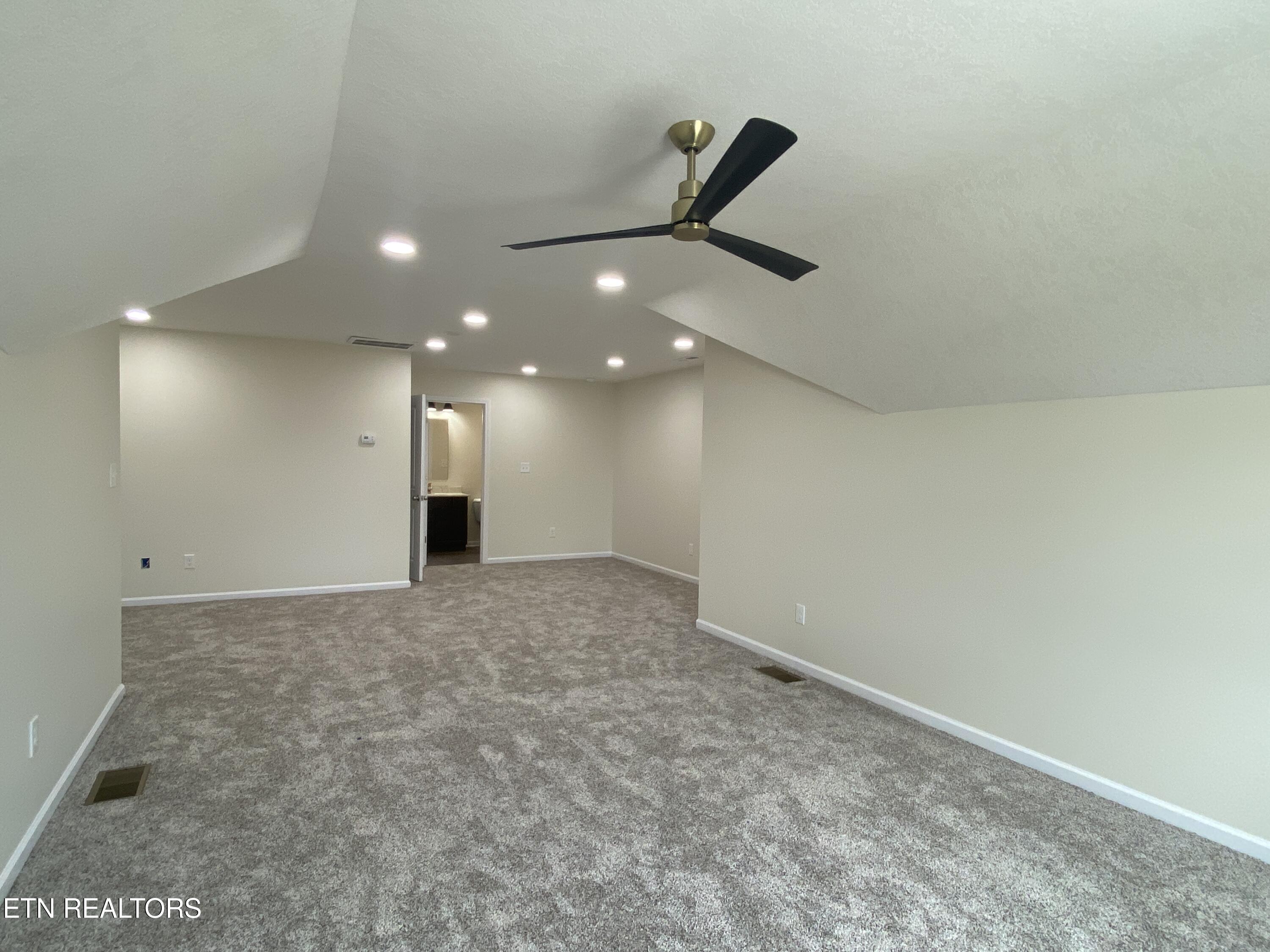 2377 Lena George Lane Knoxville TN 37931