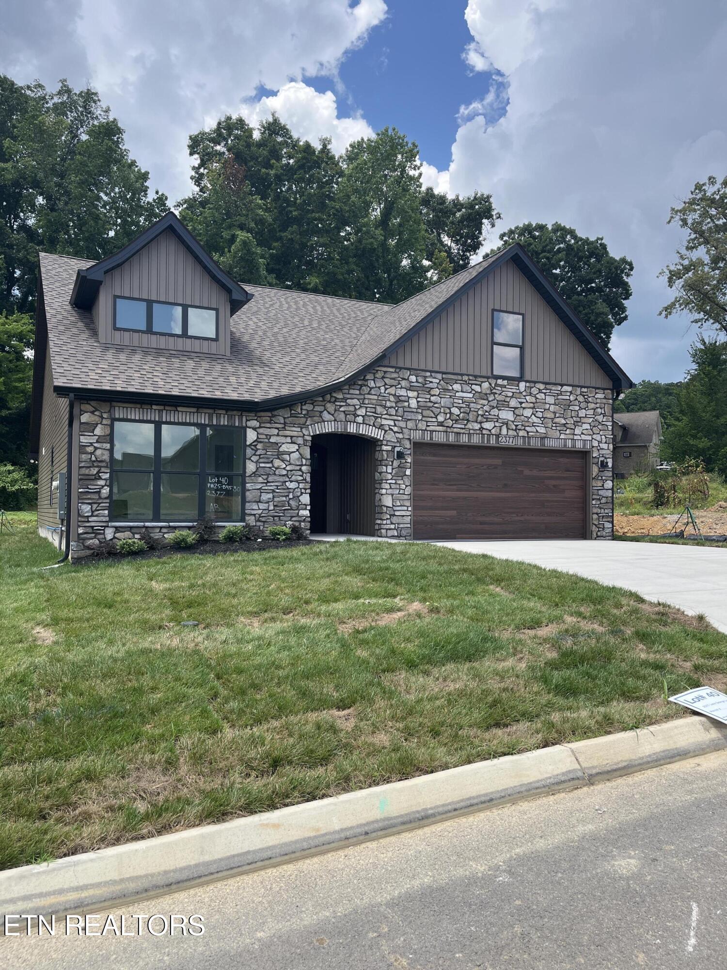 2377 Lena George Lane Knoxville TN 37931