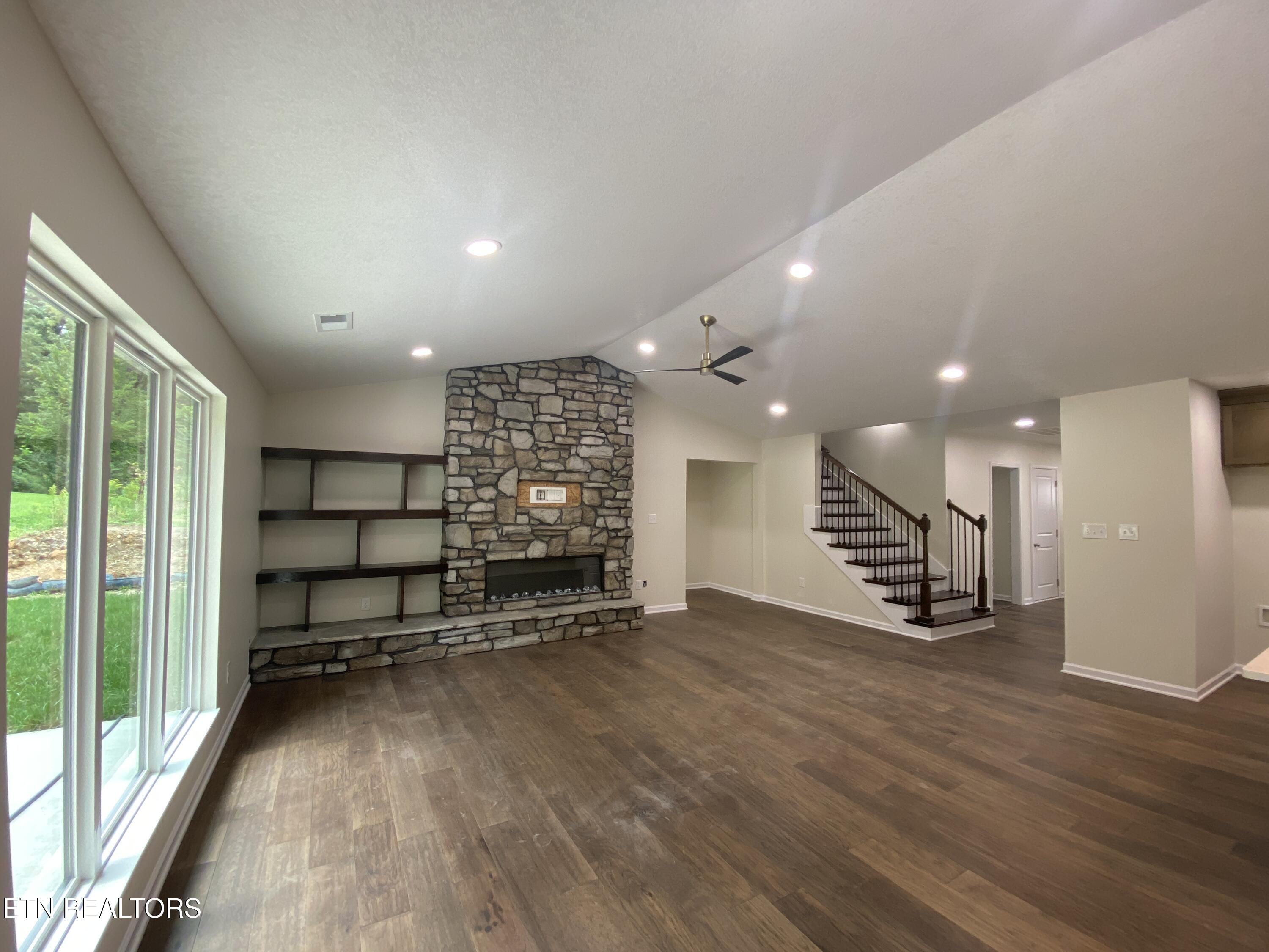 2377 Lena George Lane Knoxville TN 37931