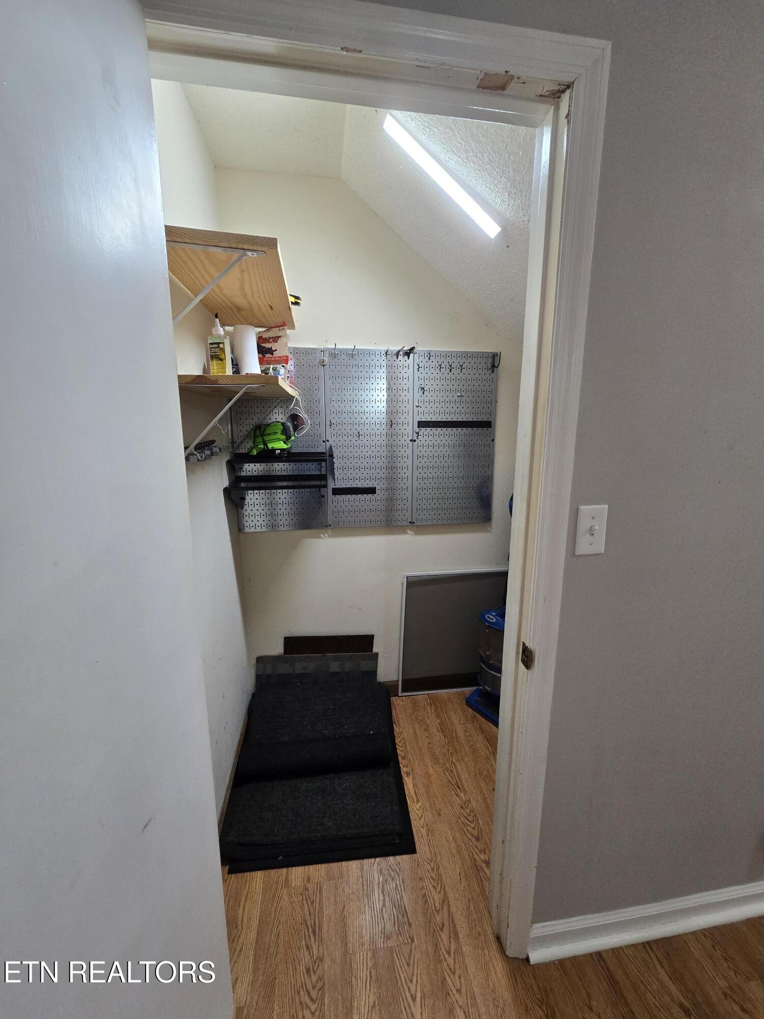 105 Hampshire Circle Oak Ridge TN 37830
