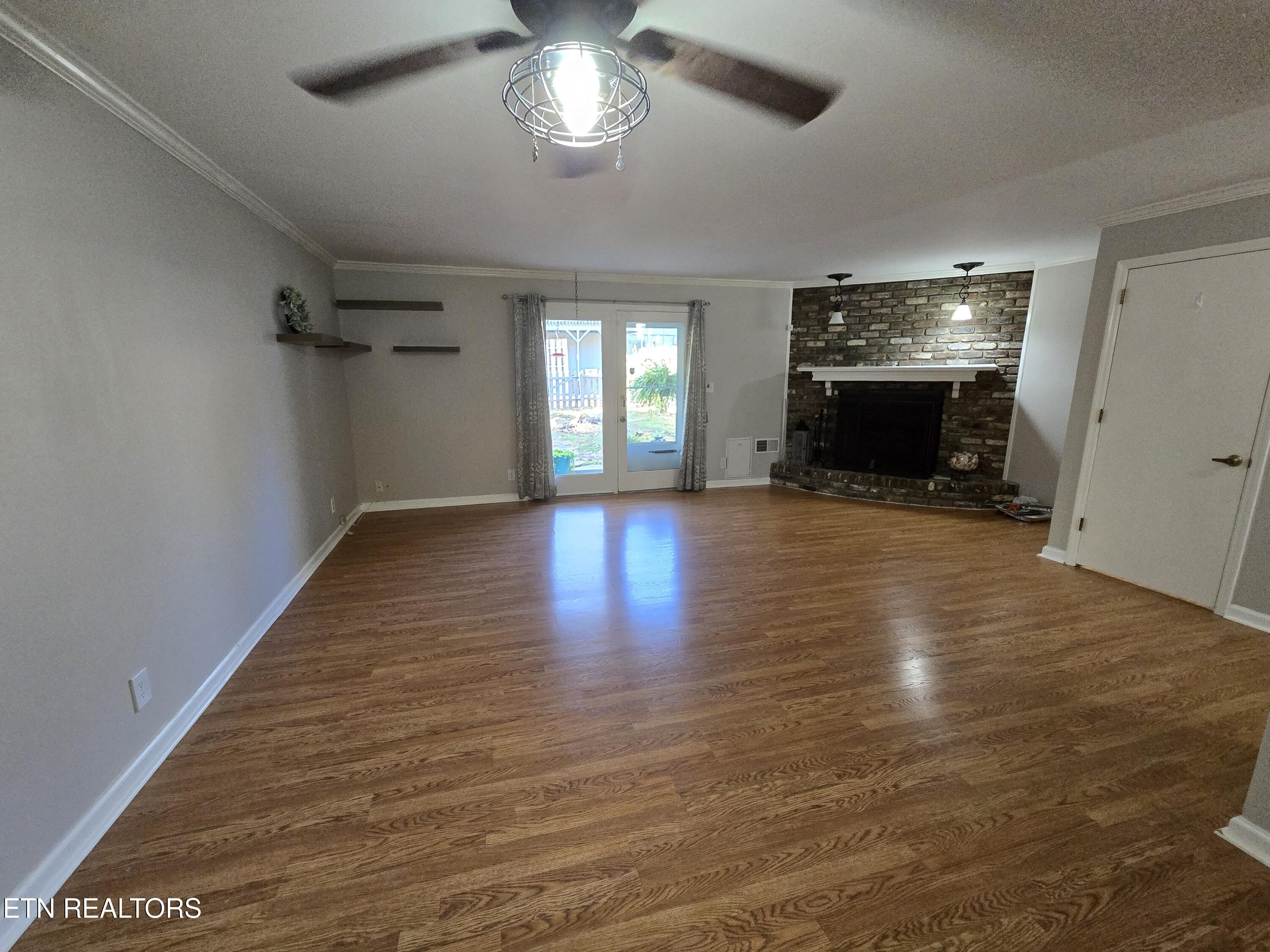 105 Hampshire Circle Oak Ridge TN 37830