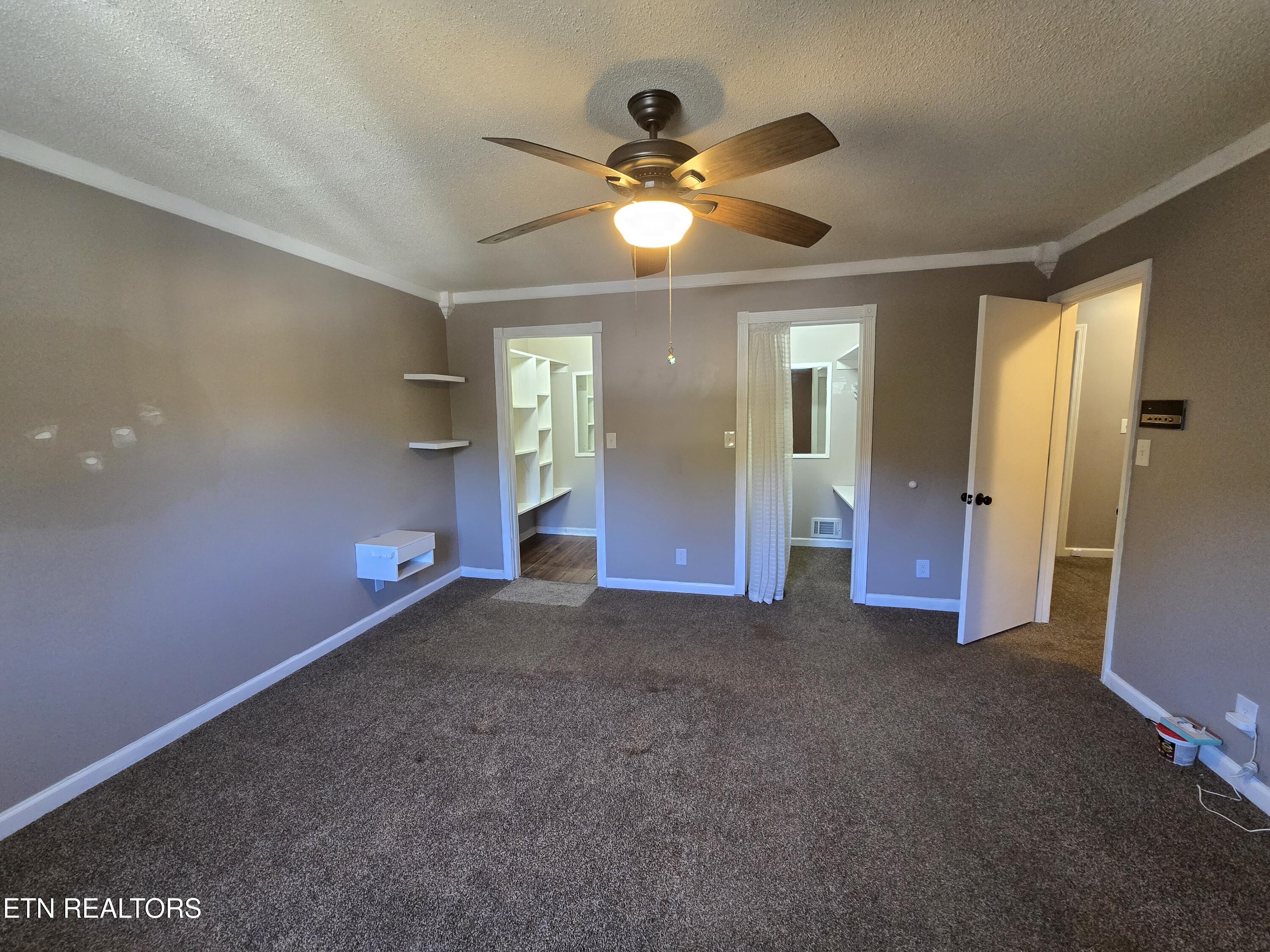 105 Hampshire Circle Oak Ridge TN 37830