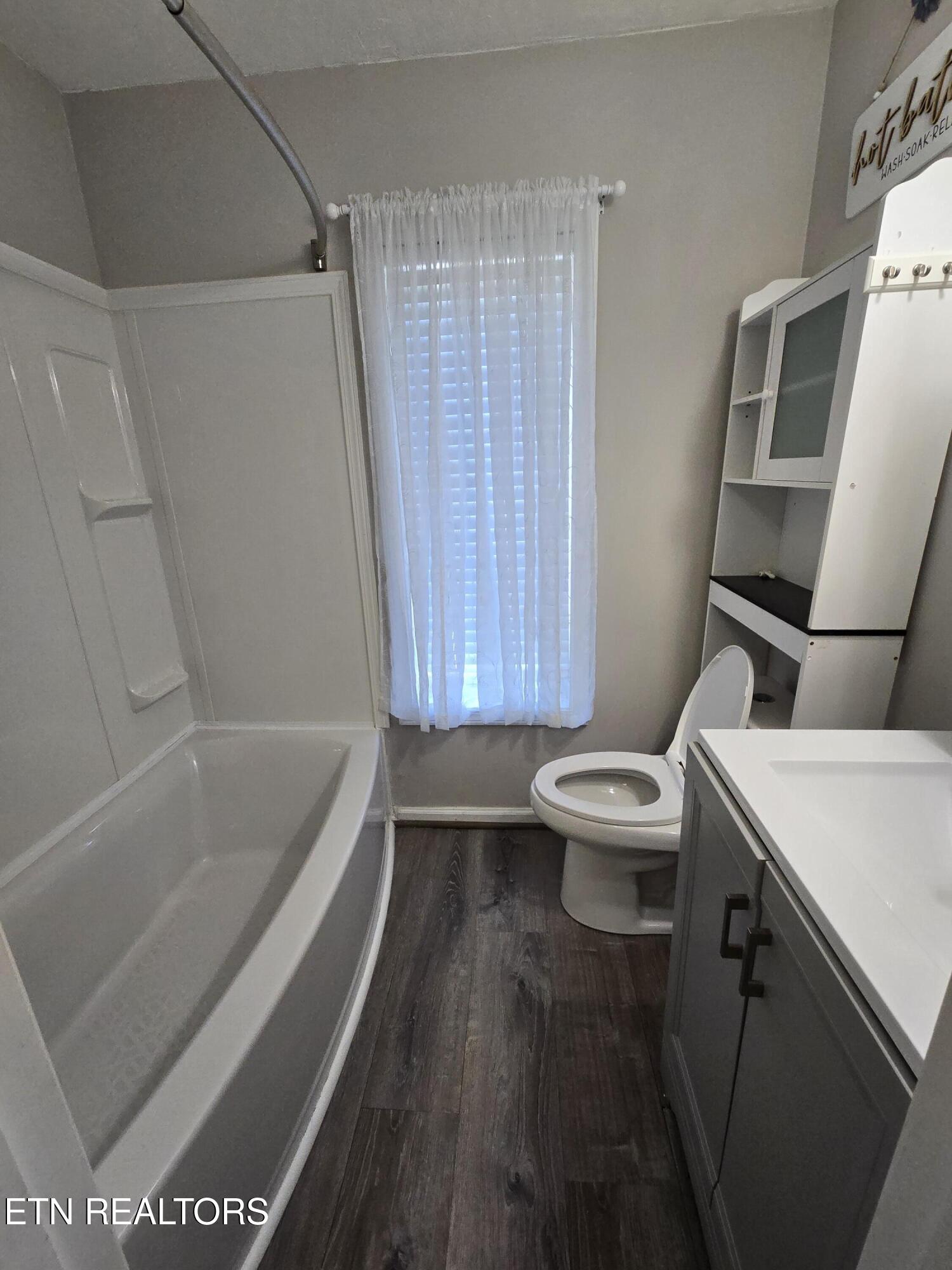 105 Hampshire Circle Oak Ridge TN 37830