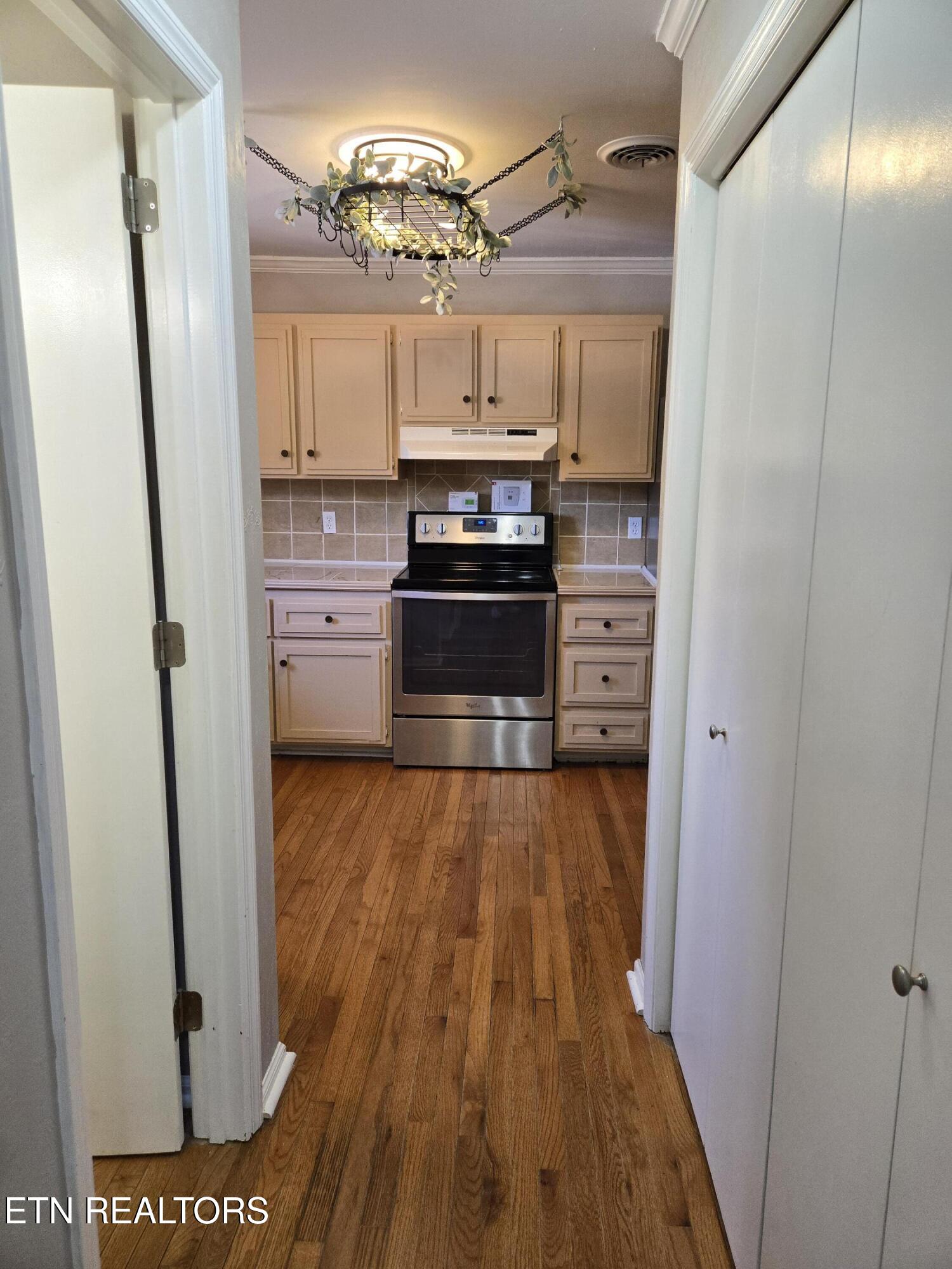105 Hampshire Circle Oak Ridge TN 37830