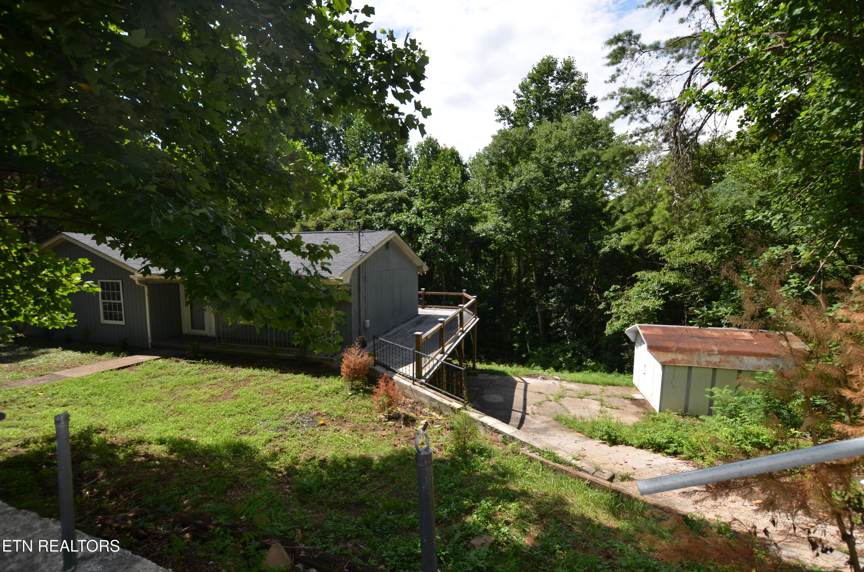 188 Green Lane Powell TN 37849