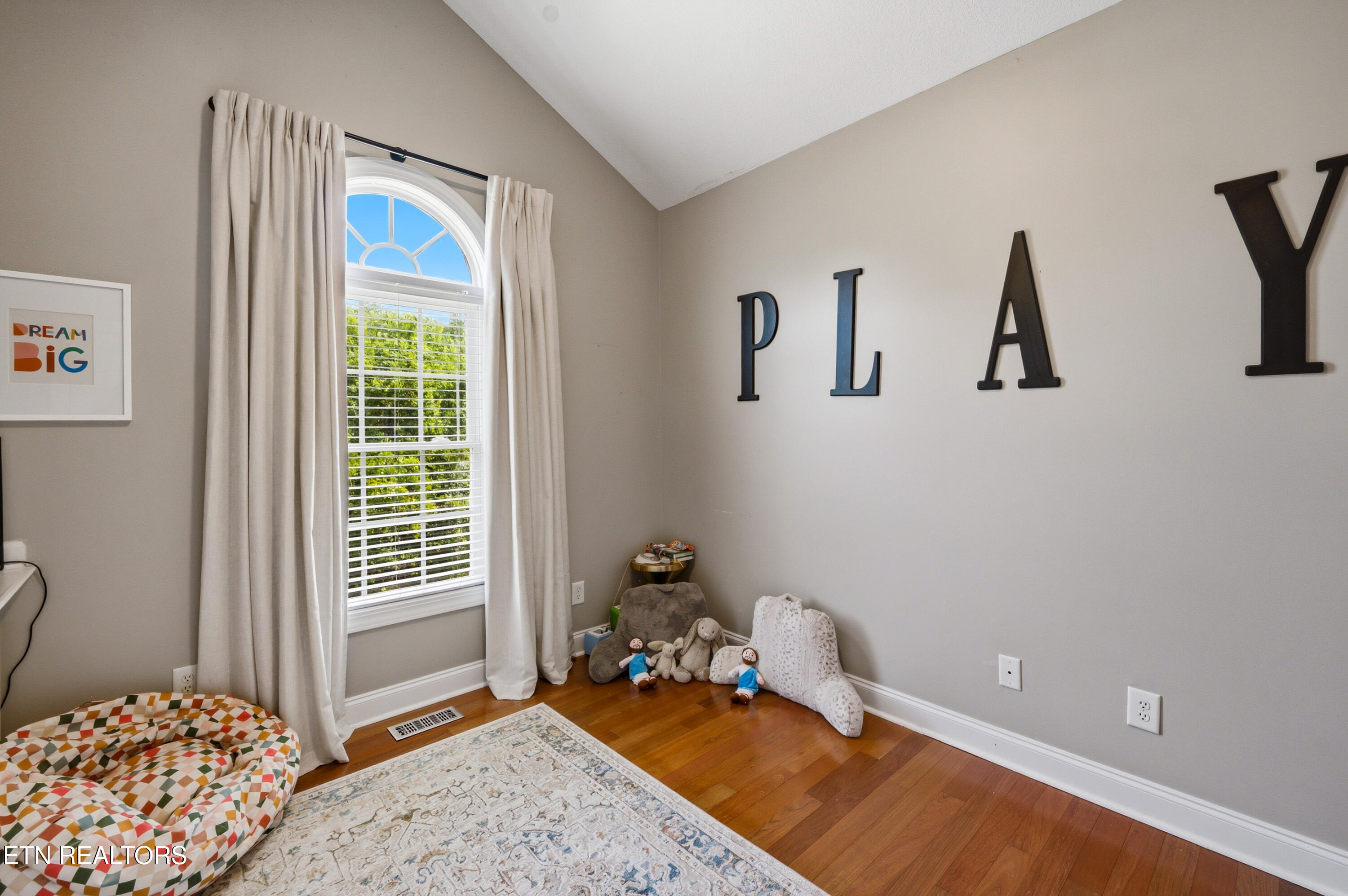 192 Marcowe Drive Clinton TN 37716