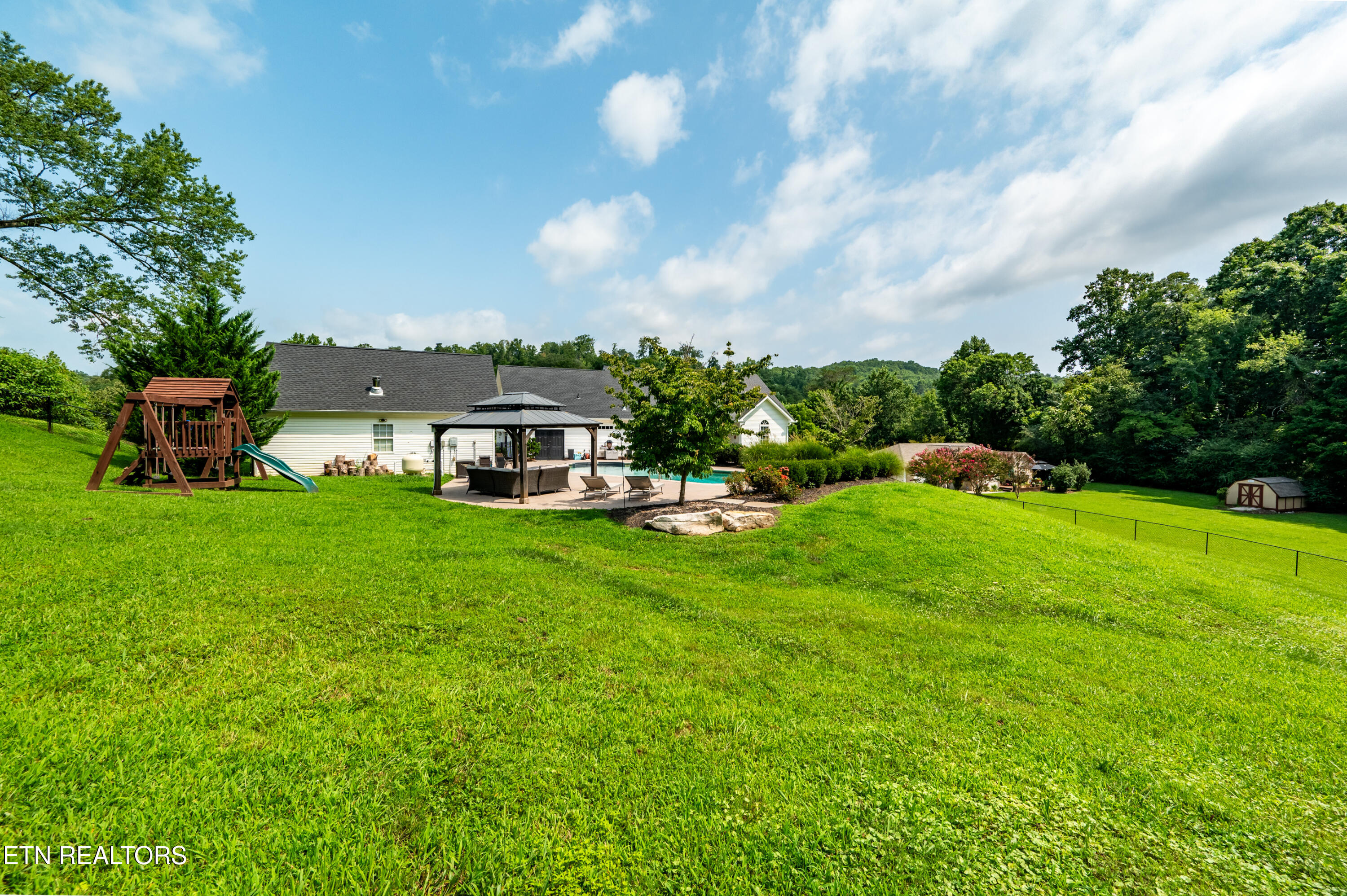 192 Marcowe Drive Clinton TN 37716
