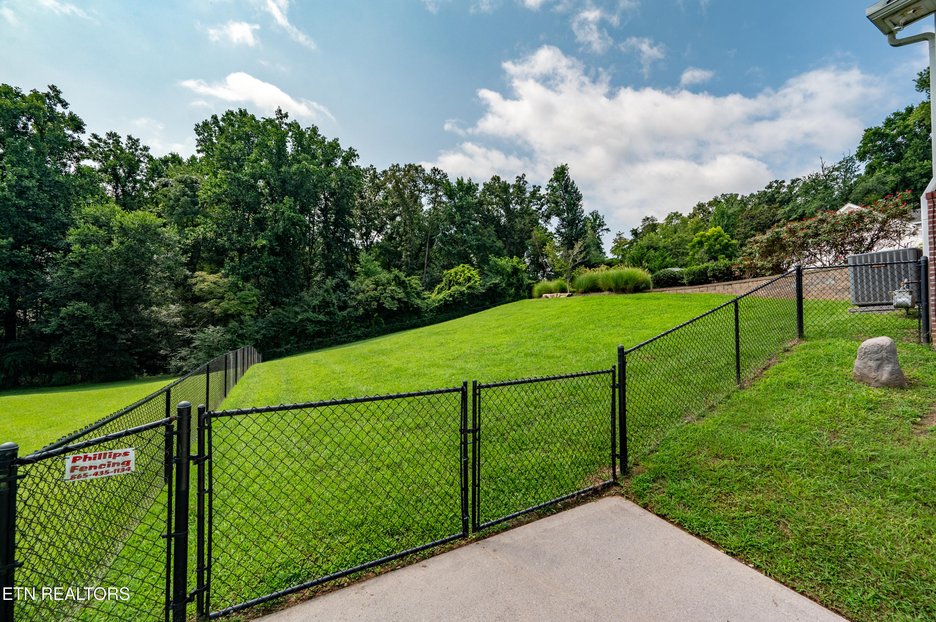 192 Marcowe Drive Clinton TN 37716
