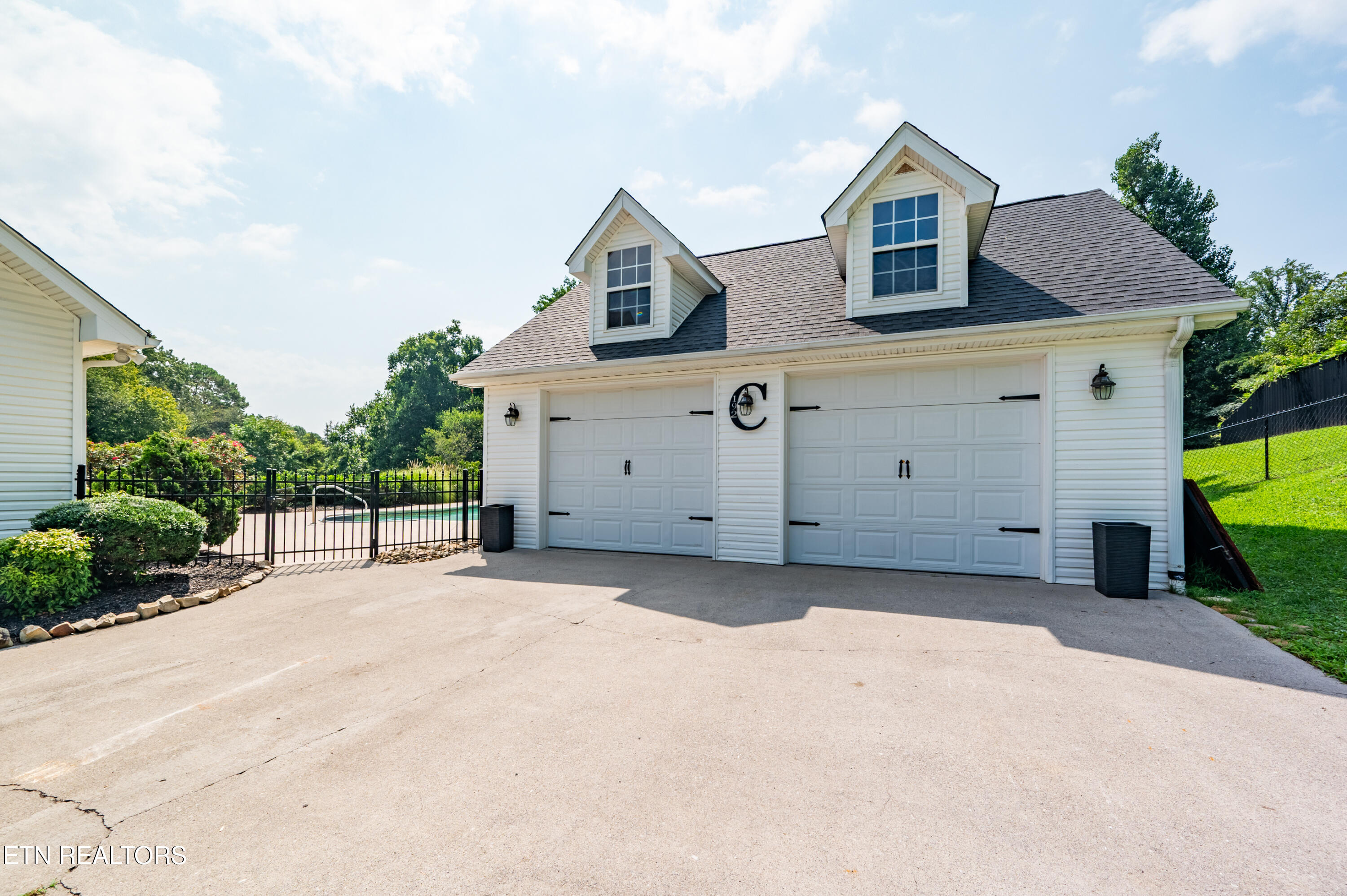 192 Marcowe Drive Clinton TN 37716