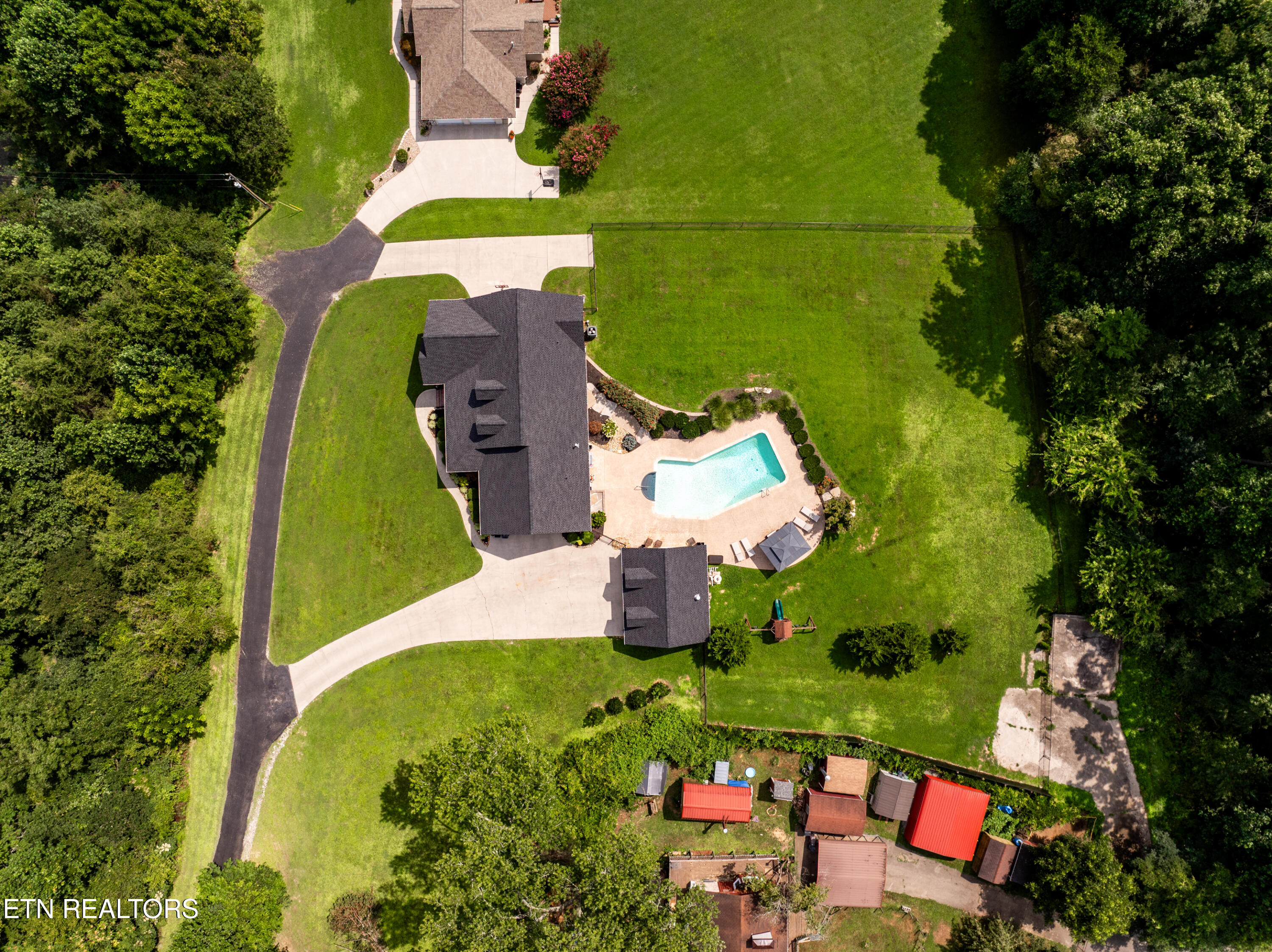 192 Marcowe Drive Clinton TN 37716