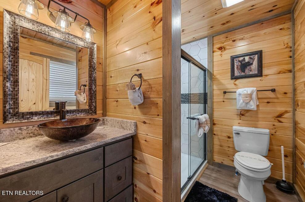 1009 Silver Poplar Lane Sevierville TN 37876