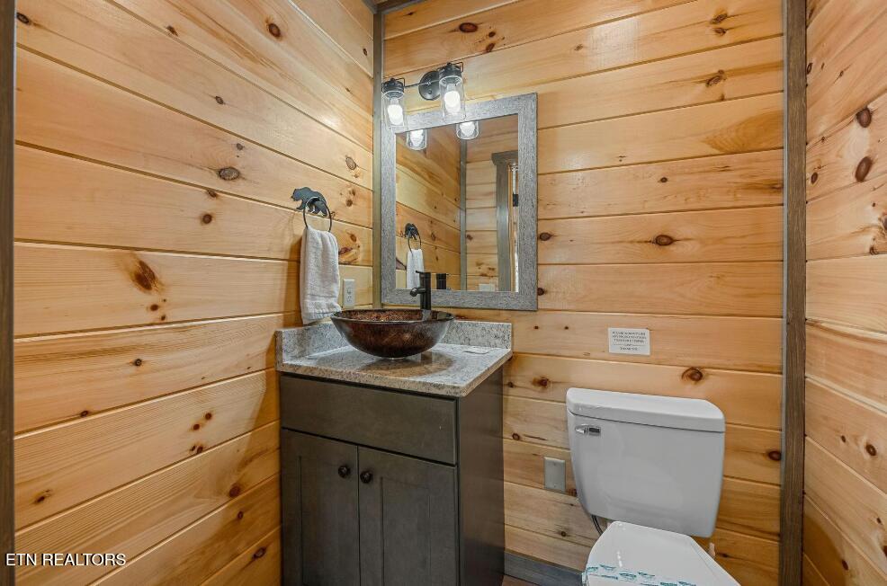 1009 Silver Poplar Lane Sevierville TN 37876
