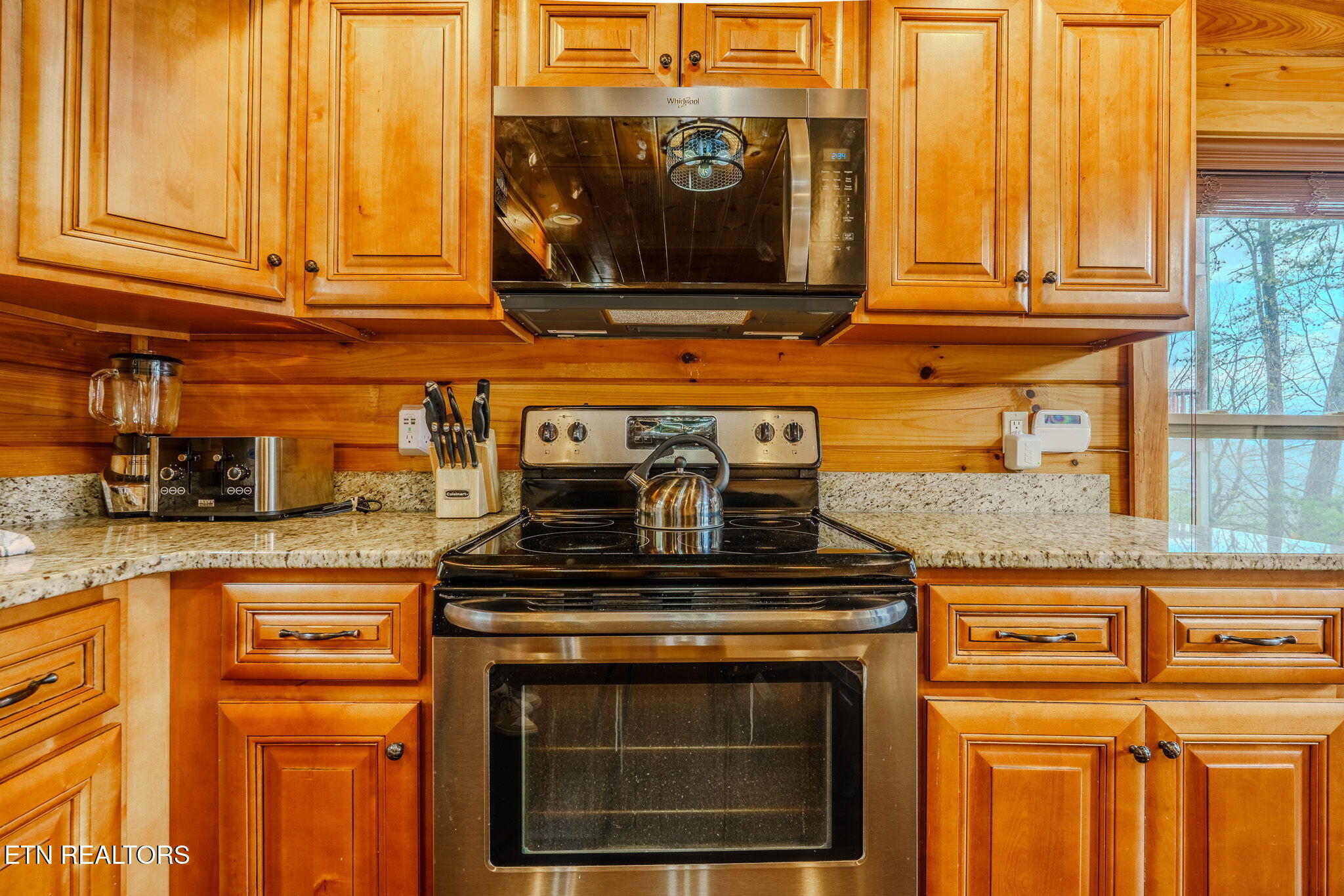 4831 Highland Place Way Pigeon Forge TN 37863