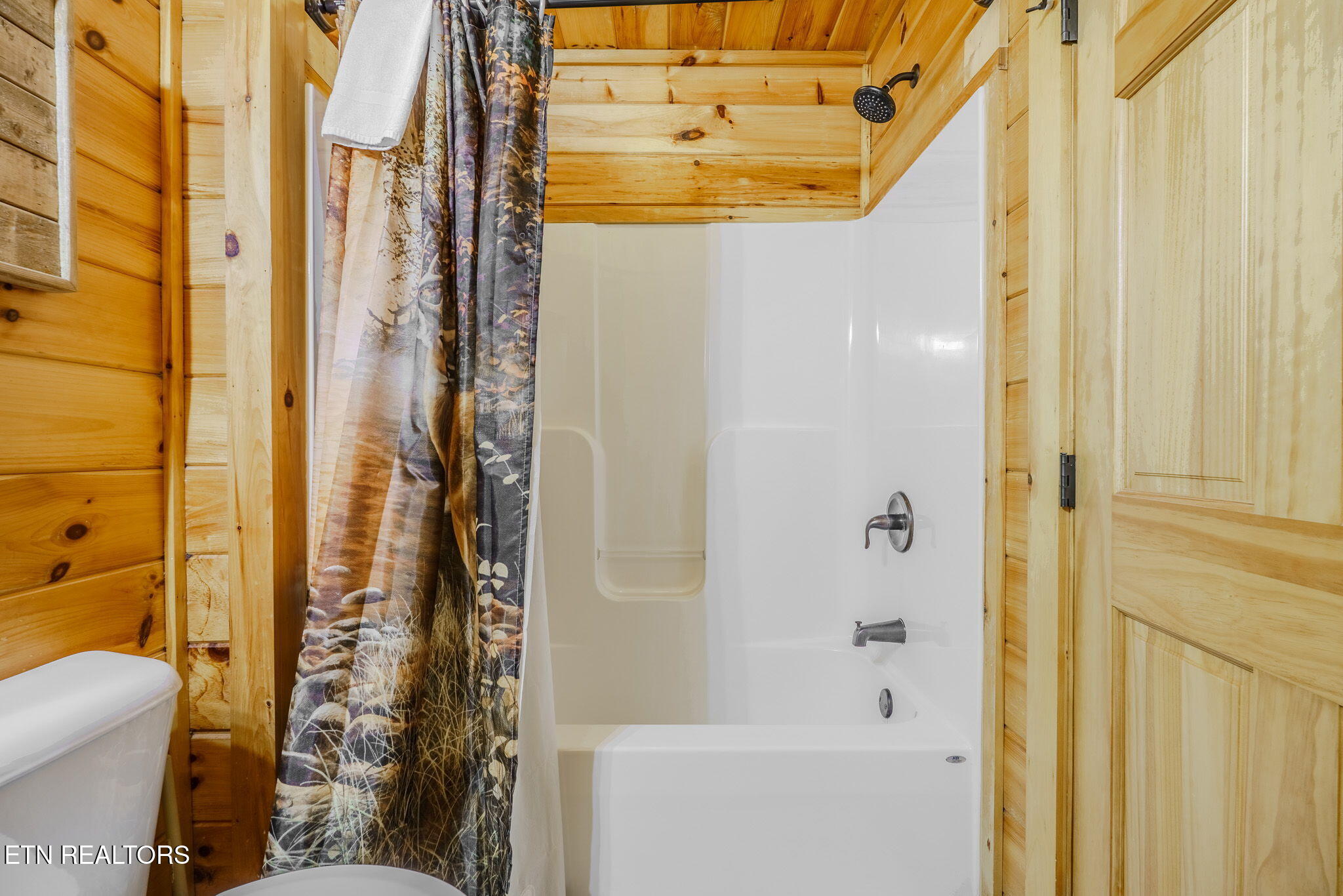4831 Highland Place Way Pigeon Forge TN 37863