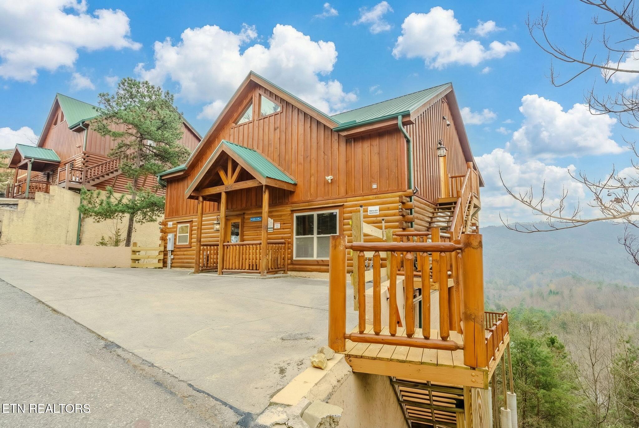 4831 Highland Place Way Pigeon Forge TN 37863