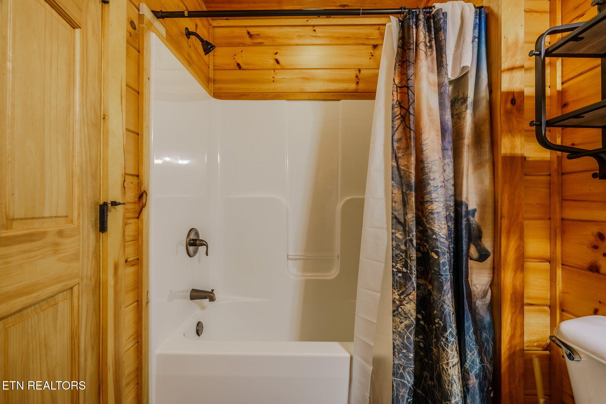 4831 Highland Place Way Pigeon Forge TN 37863