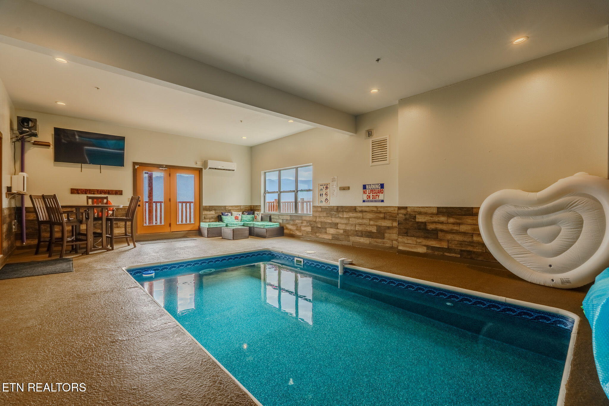 4831 Highland Place Way Pigeon Forge TN 37863