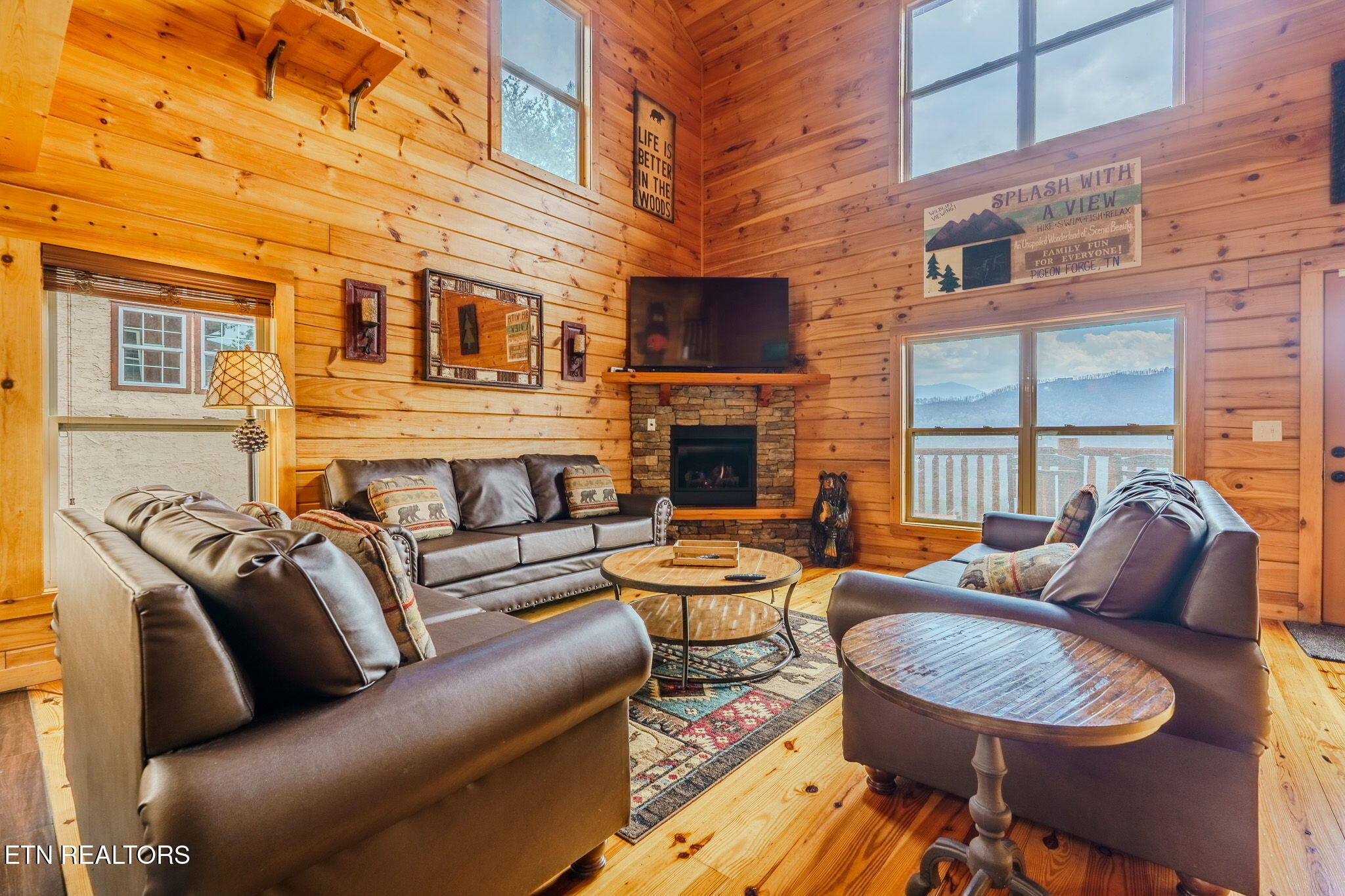 4831 Highland Place Way Pigeon Forge TN 37863