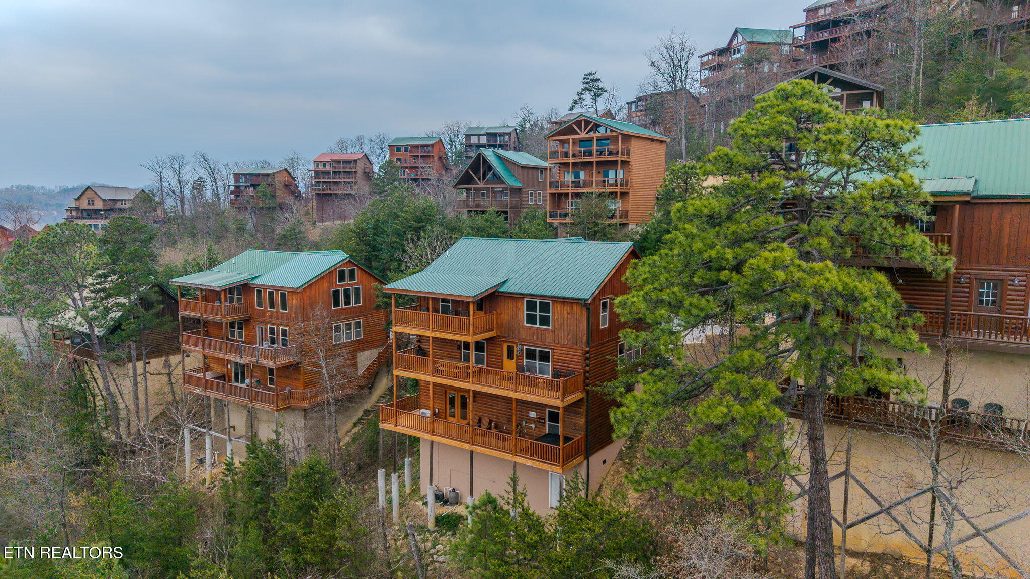 4831 Highland Place Way Pigeon Forge TN 37863