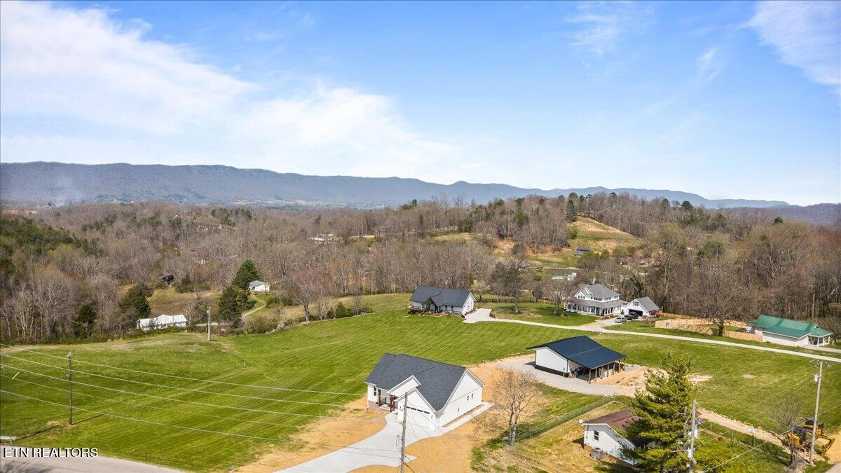 2271 Long Hollow Road Lafollette TN 37766