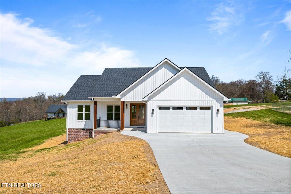 2271 Long Hollow Road Lafollette TN 37766