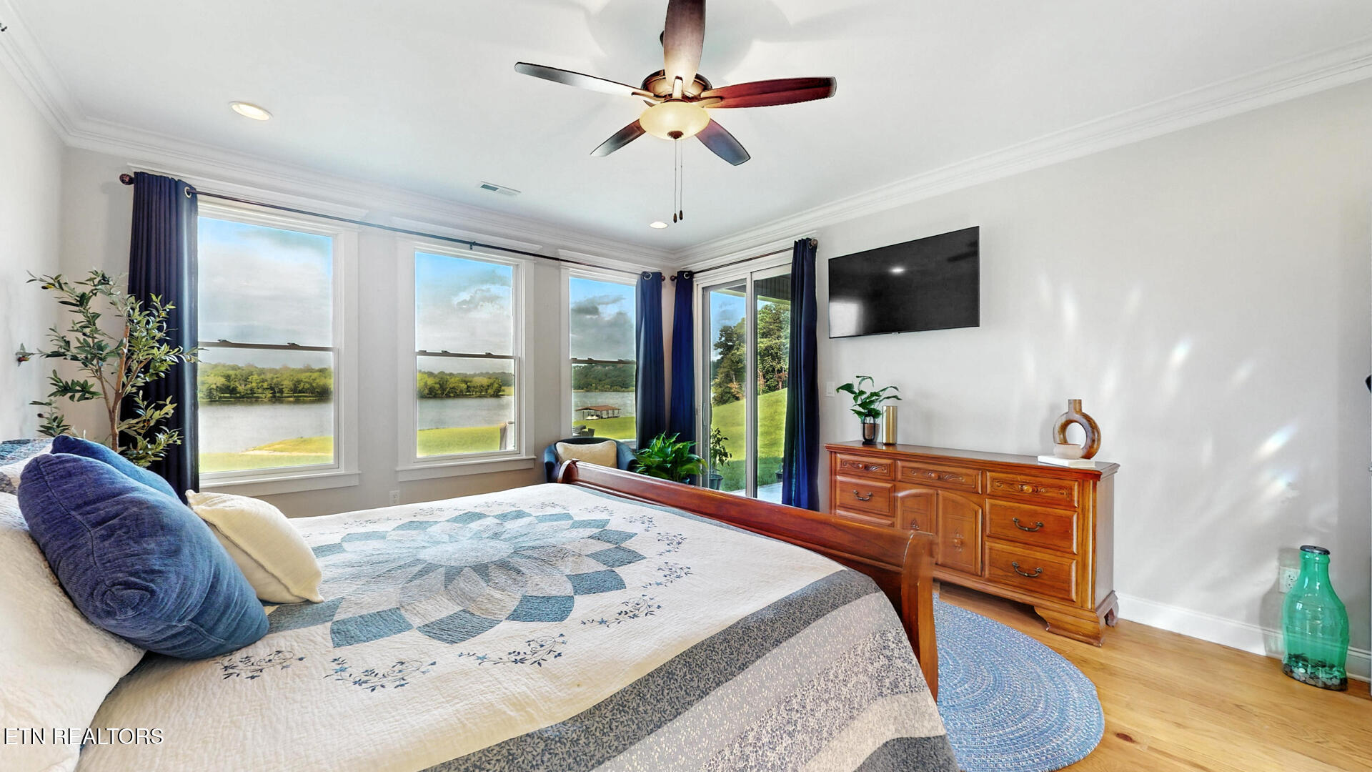 659 Quiet River Lane Loudon TN 37774