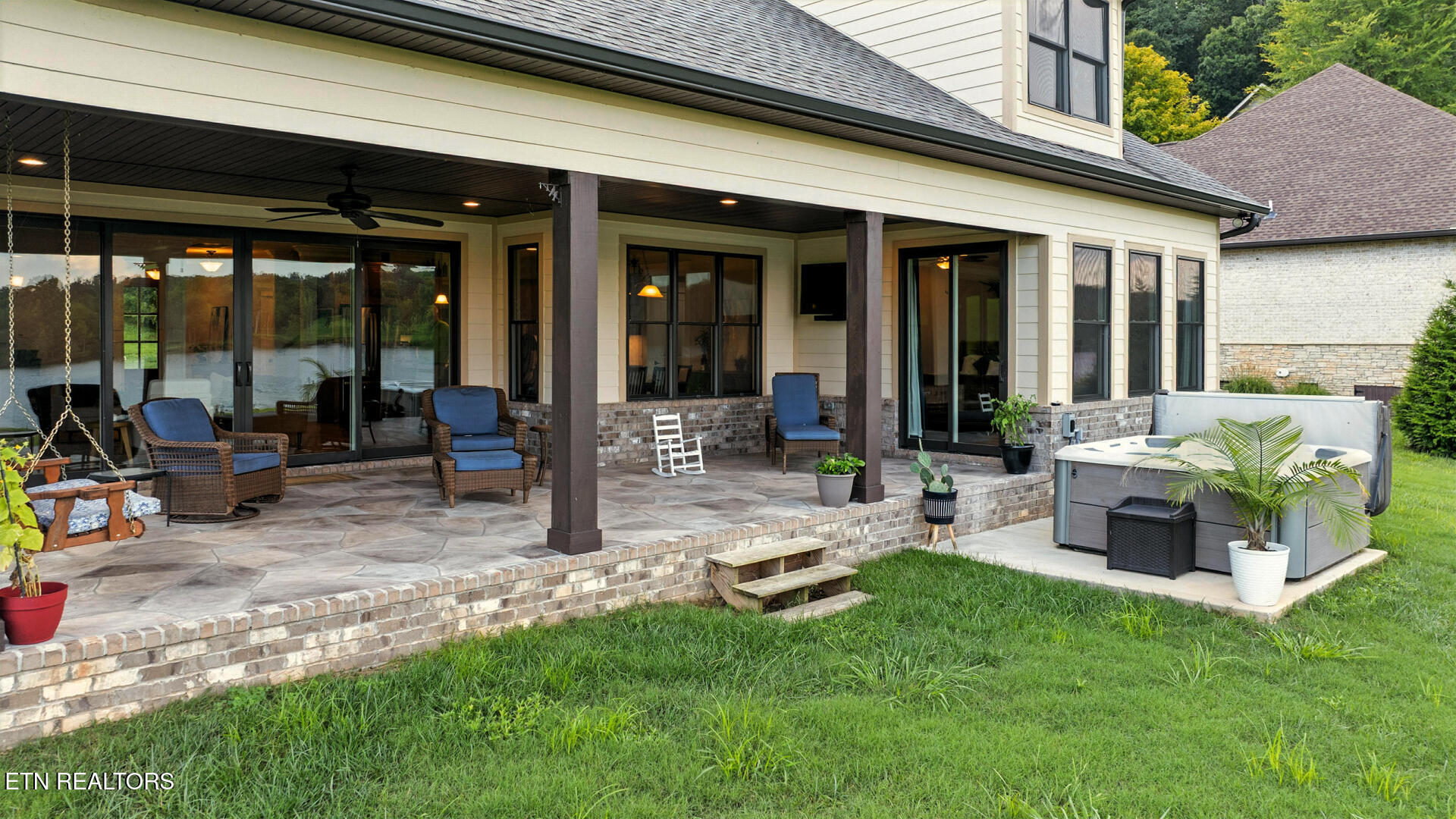 659 Quiet River Lane Loudon TN 37774