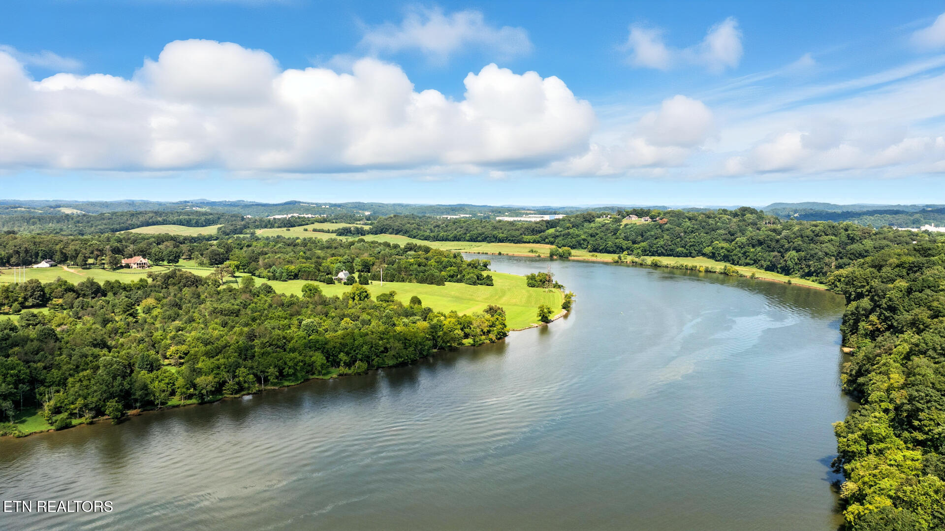 659 Quiet River Lane Loudon TN 37774