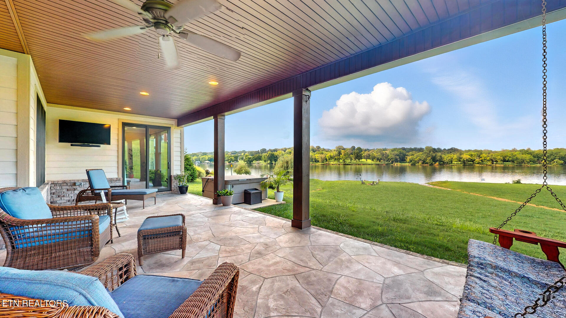 659 Quiet River Lane Loudon TN 37774