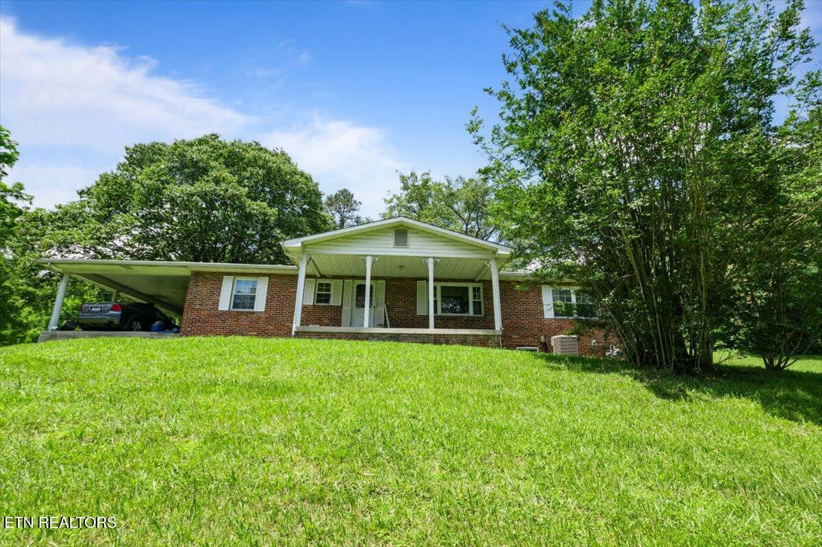 330 Dilbeck Lane Caryville TN 37714